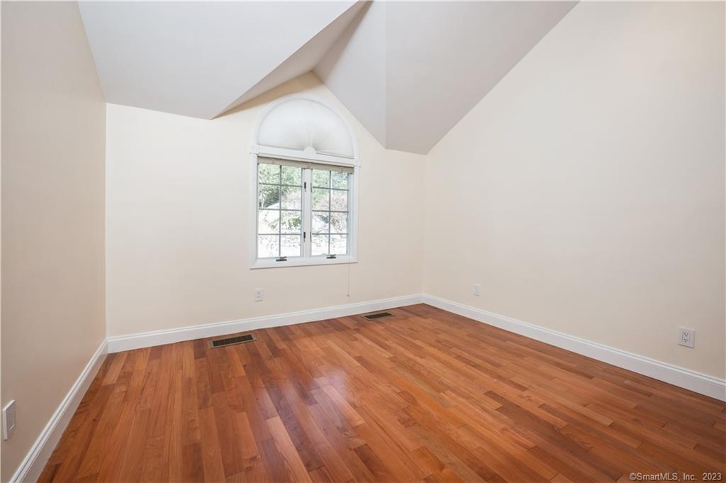 2428 Long Ridge Road Property Photo 21
