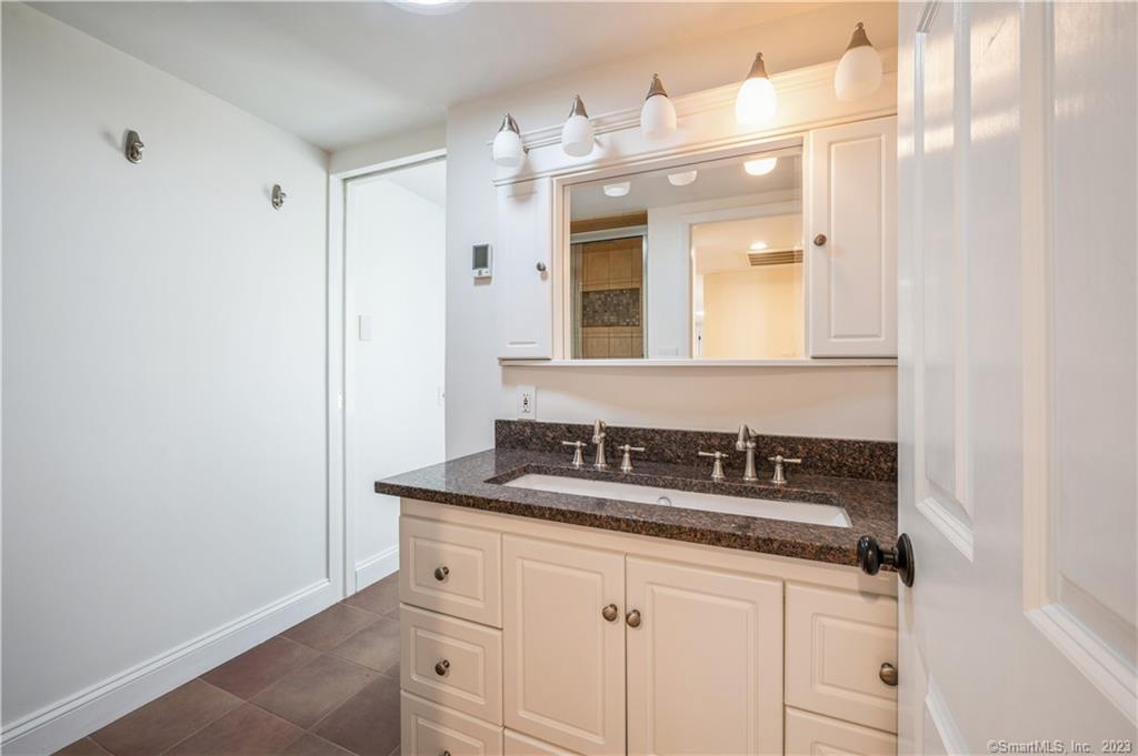 2428 Long Ridge Road Property Photo 23