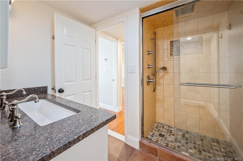 2428 Long Ridge Road Property Photo 24