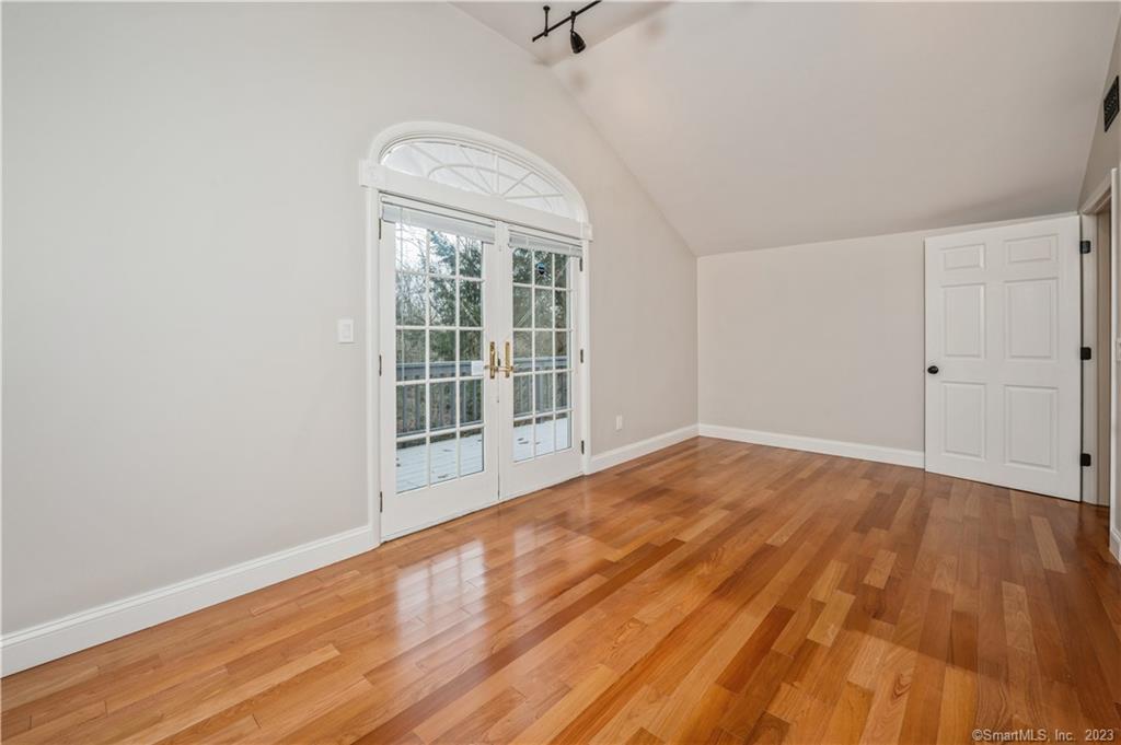 2428 Long Ridge Road Property Photo 26