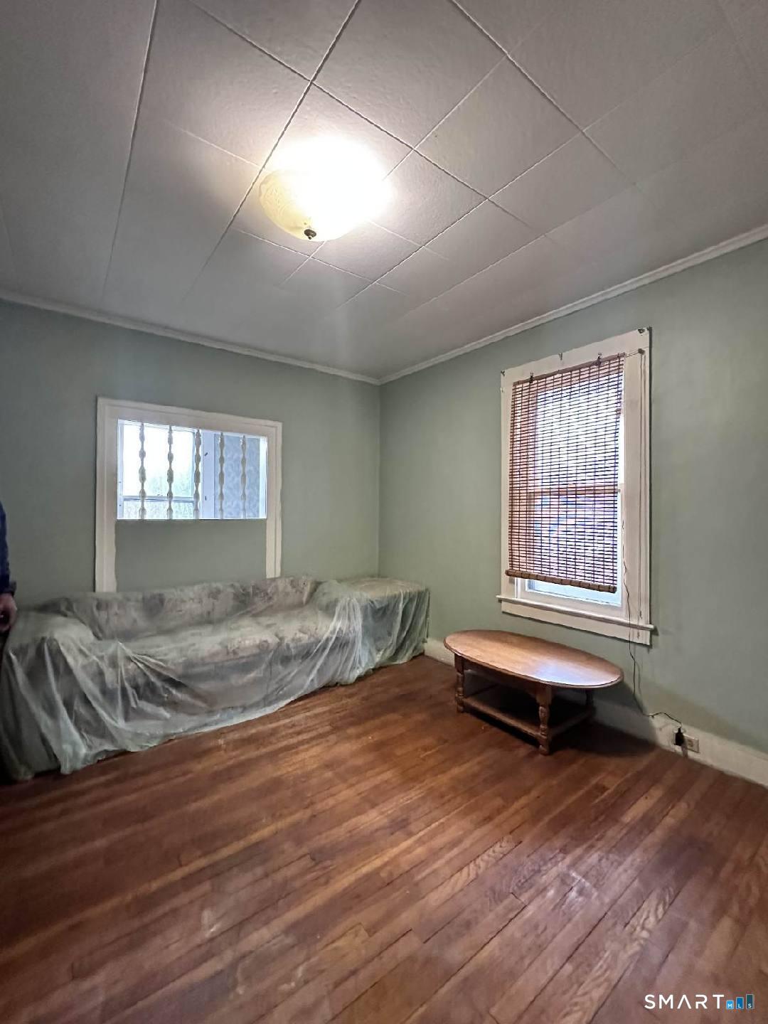 24169258 Property Photo 12
