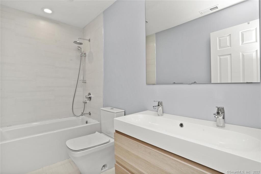 13 Old Stamford 13 Road Property Photo 18