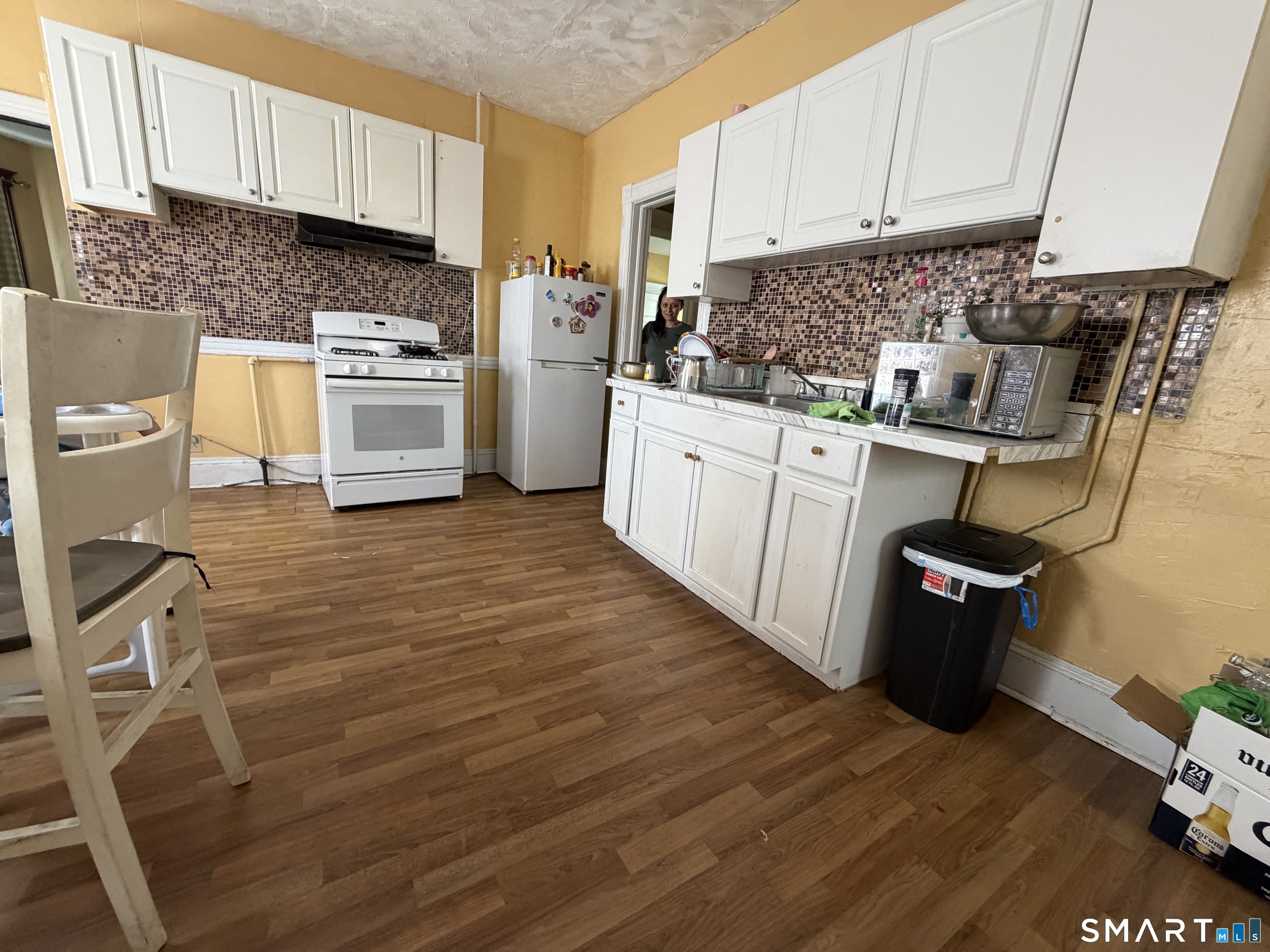 60-62 Hazel Street Property Photo 3