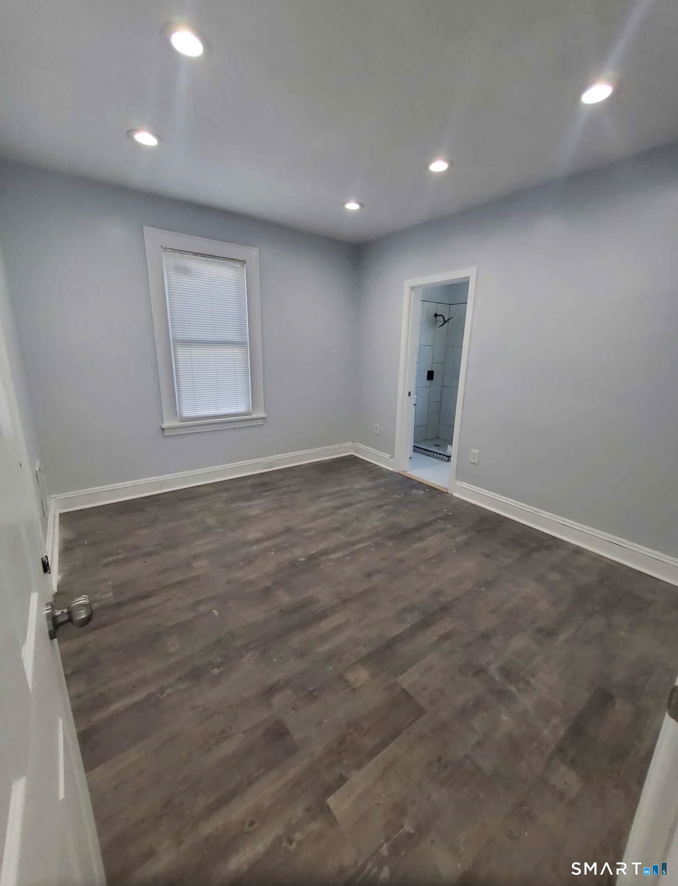 100 Horace Street Property Photo 7