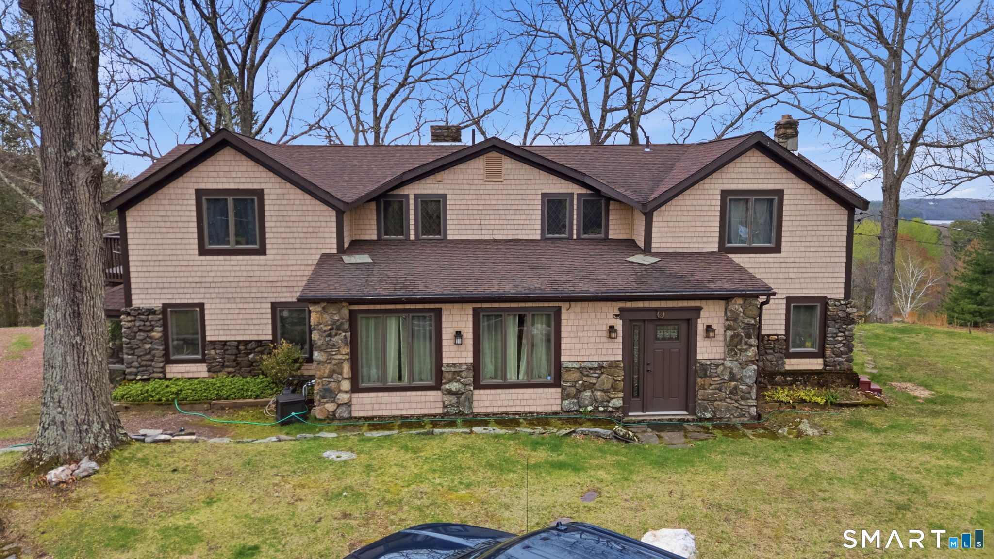377 Tolland Stage Road Property Photo 4
