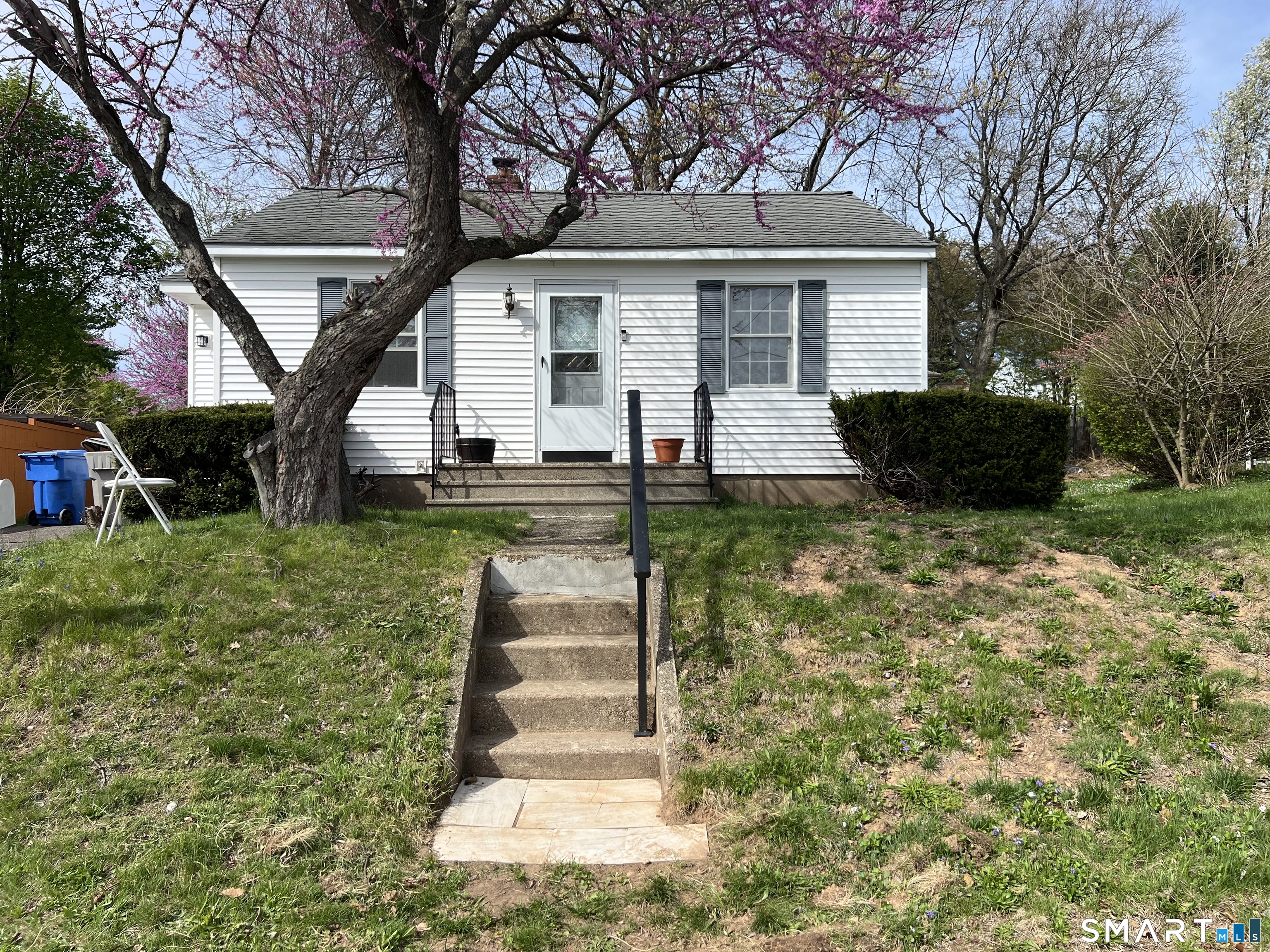42 Sandy Drive Property Photo 1