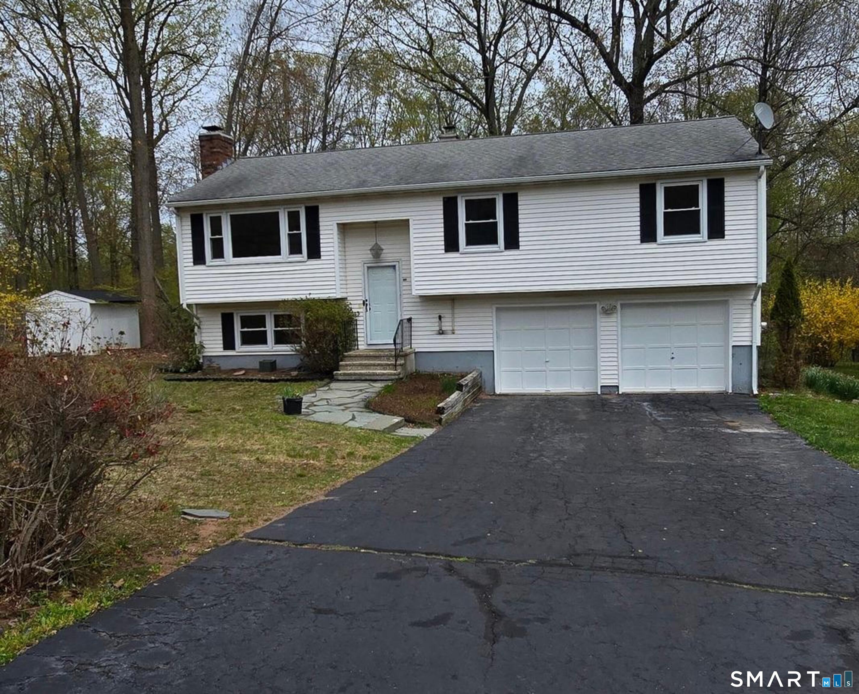 229 Russo Drive Property Photo 1