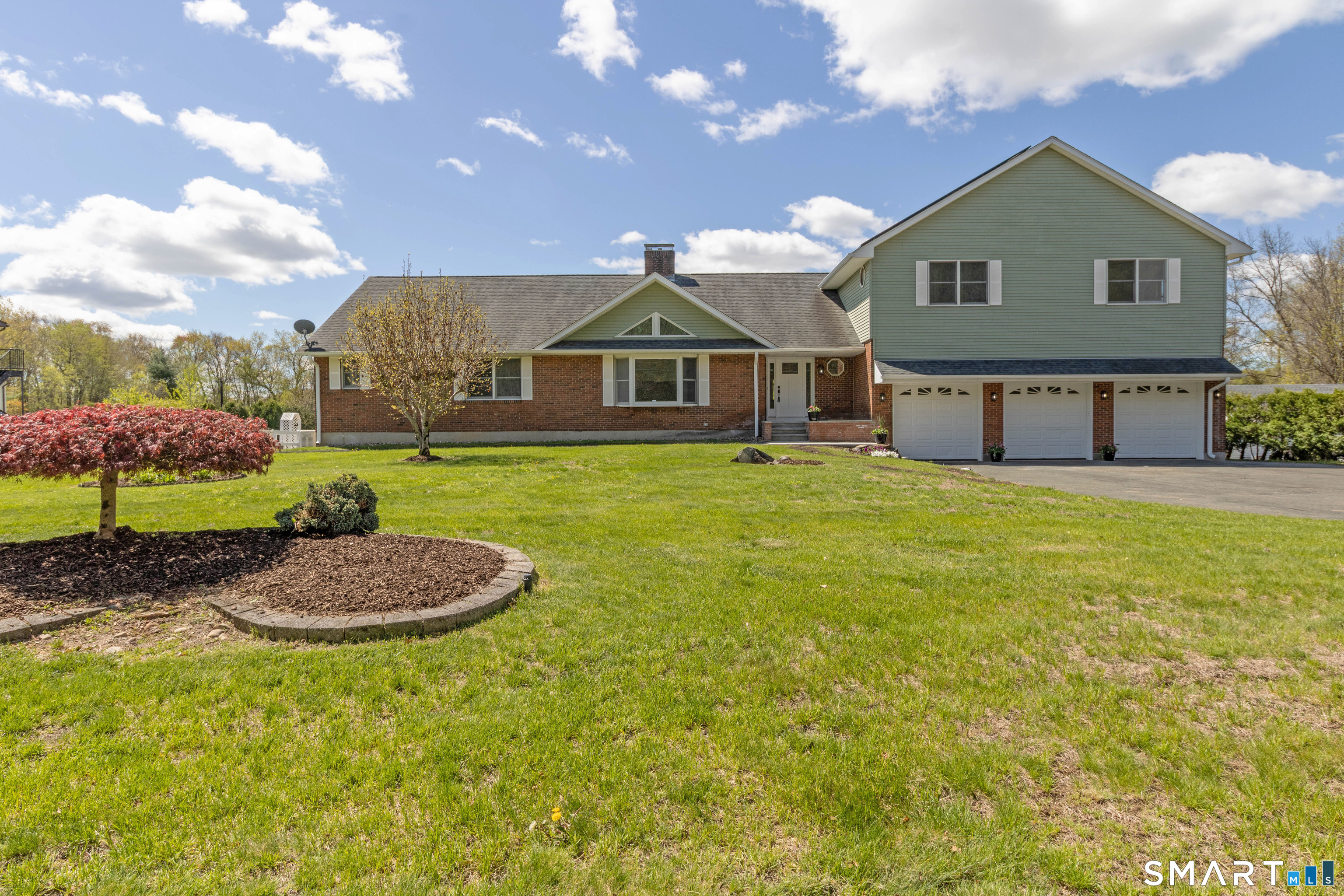 60 Abbe Road Property Photo 2