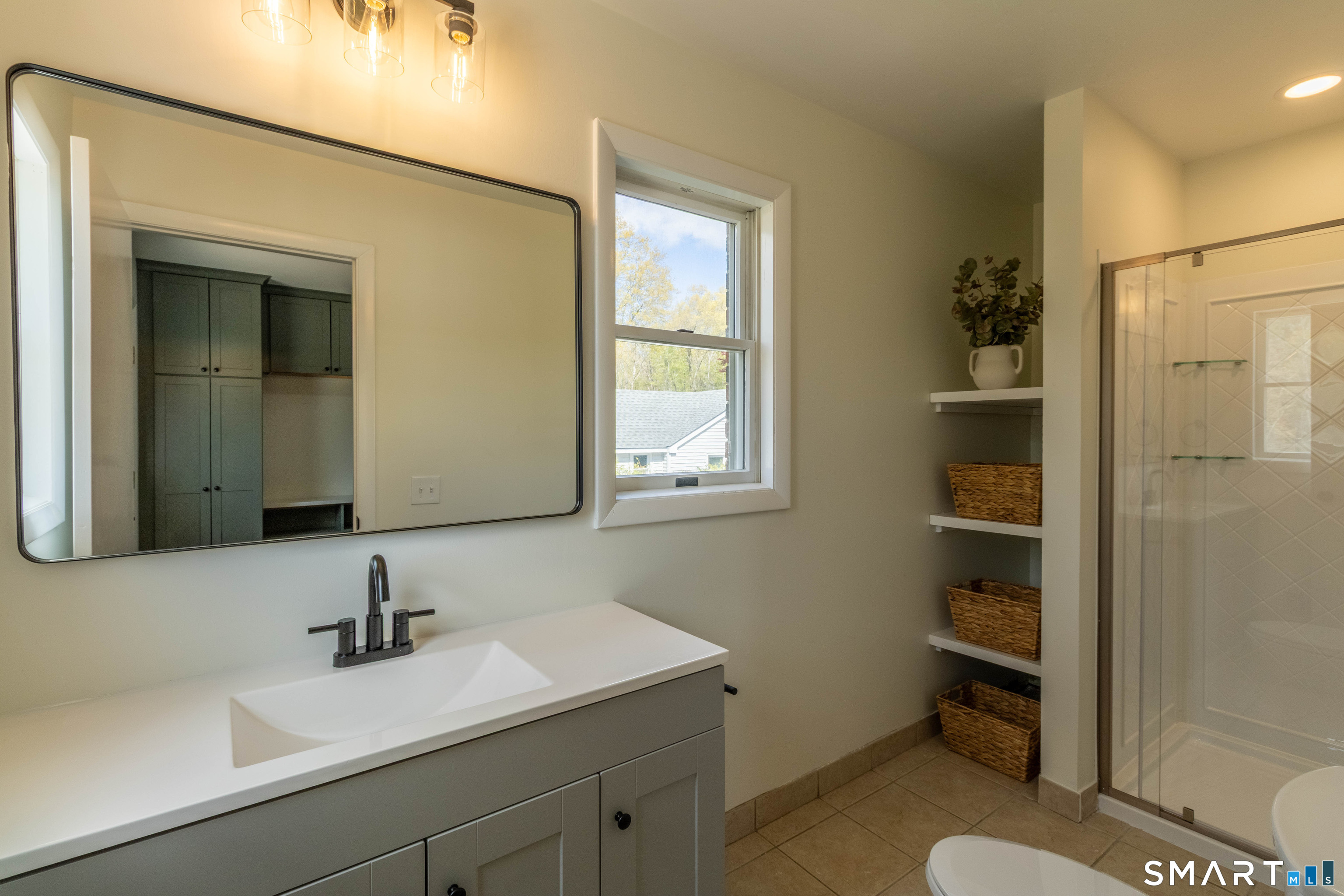 60 Abbe Road Property Photo 15