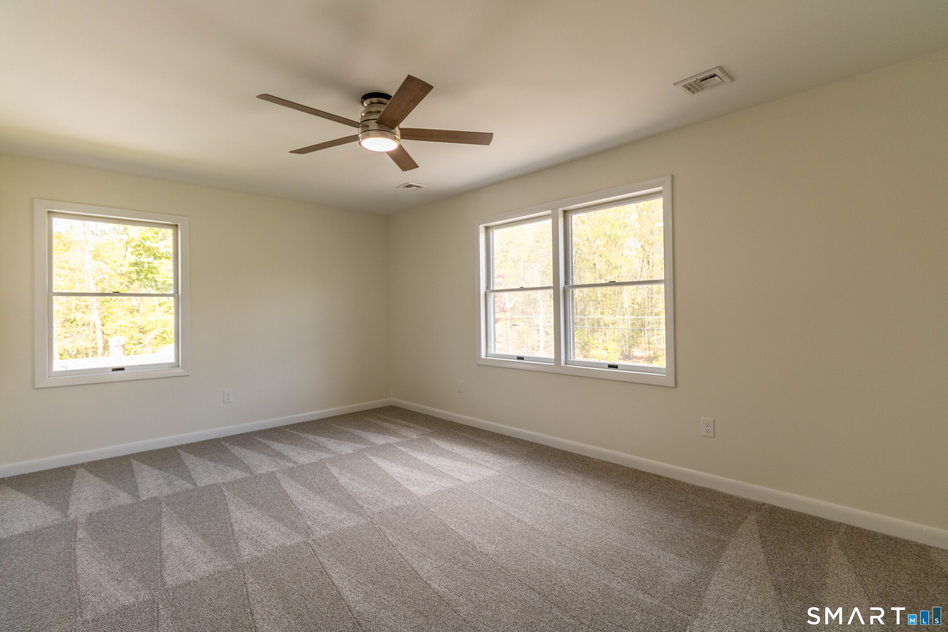 60 Abbe Road Property Photo 27