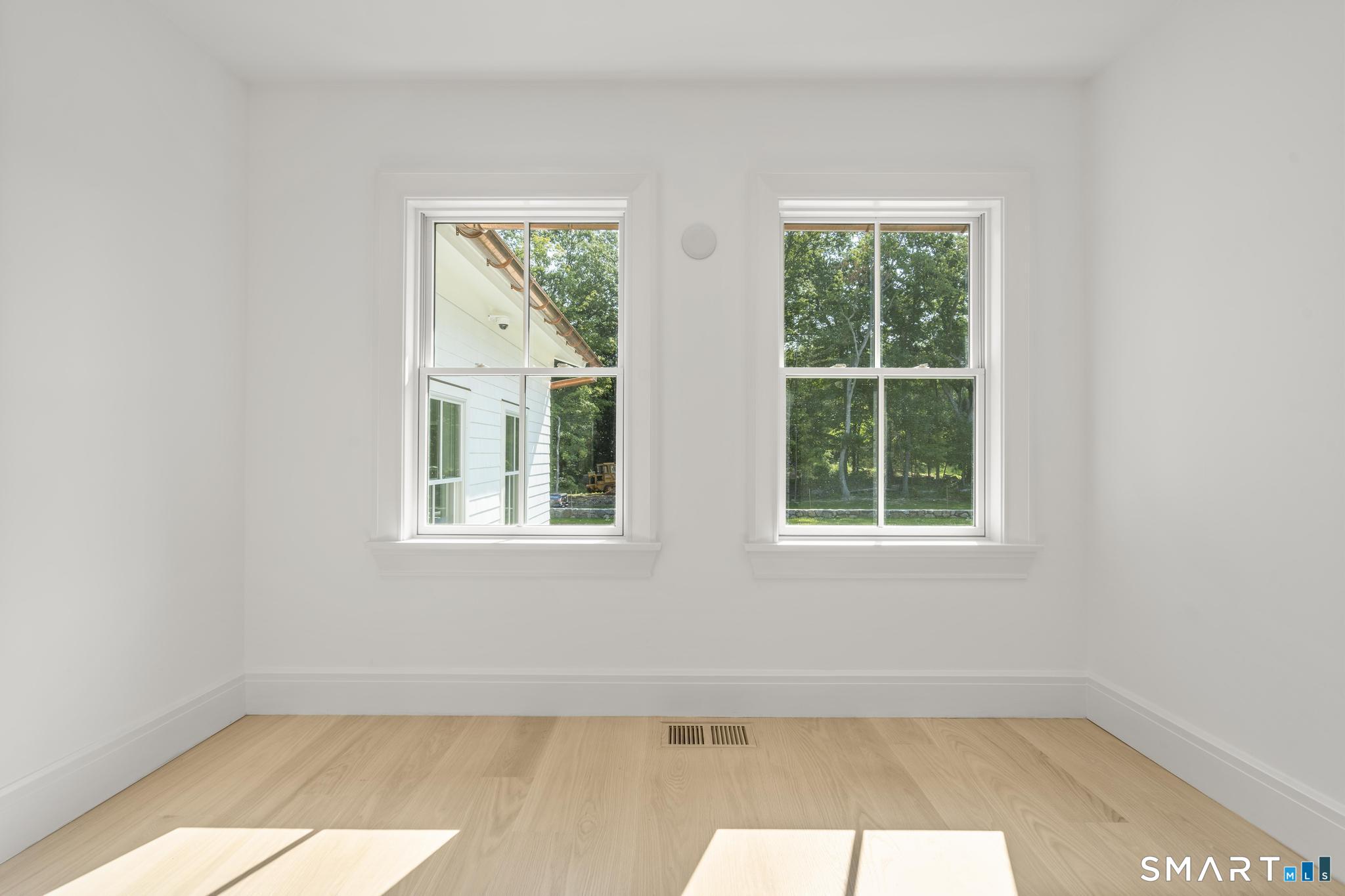 48 Old Farm Road Property Photo 13