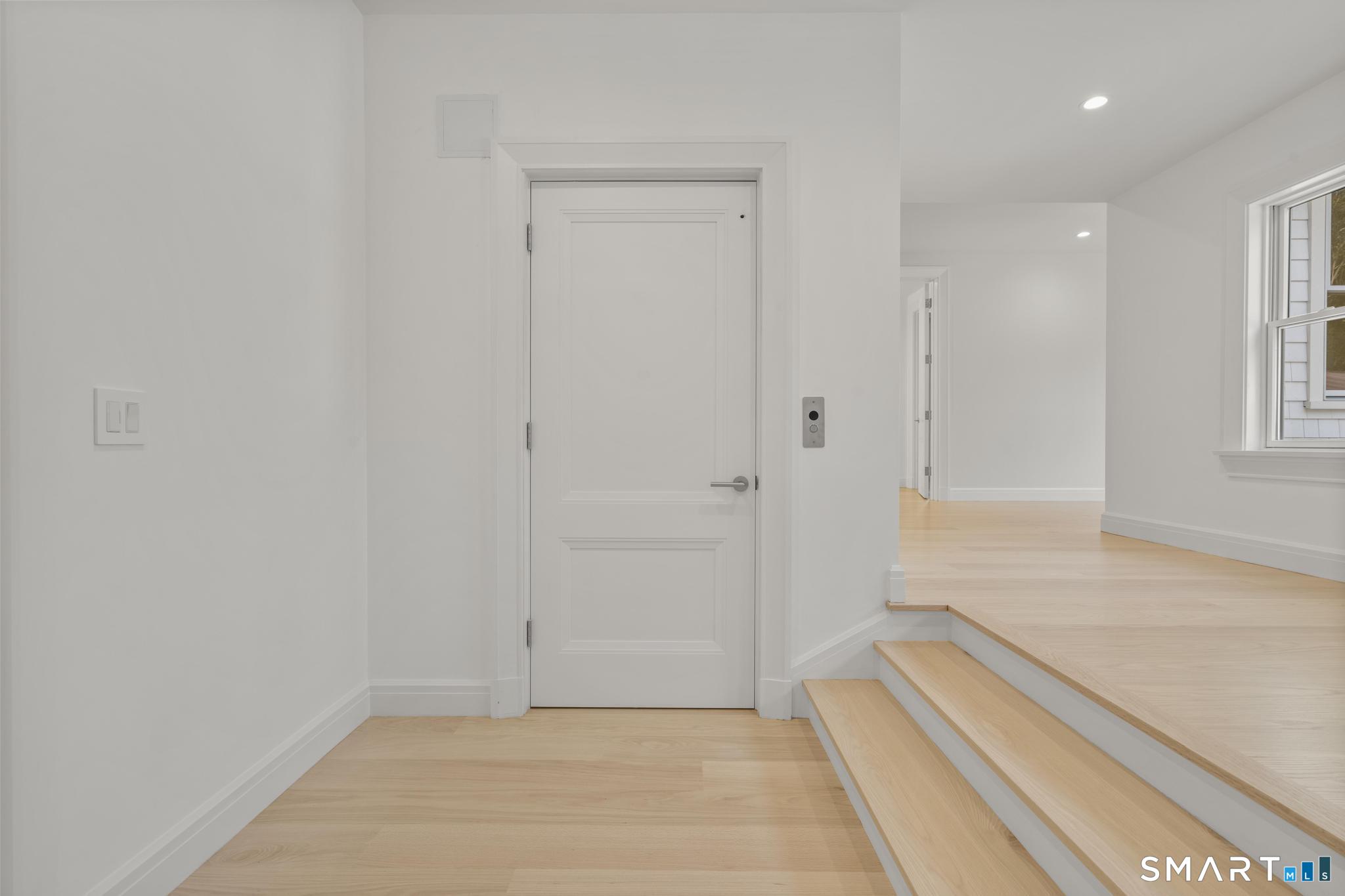 48 Old Farm Road Property Photo 17