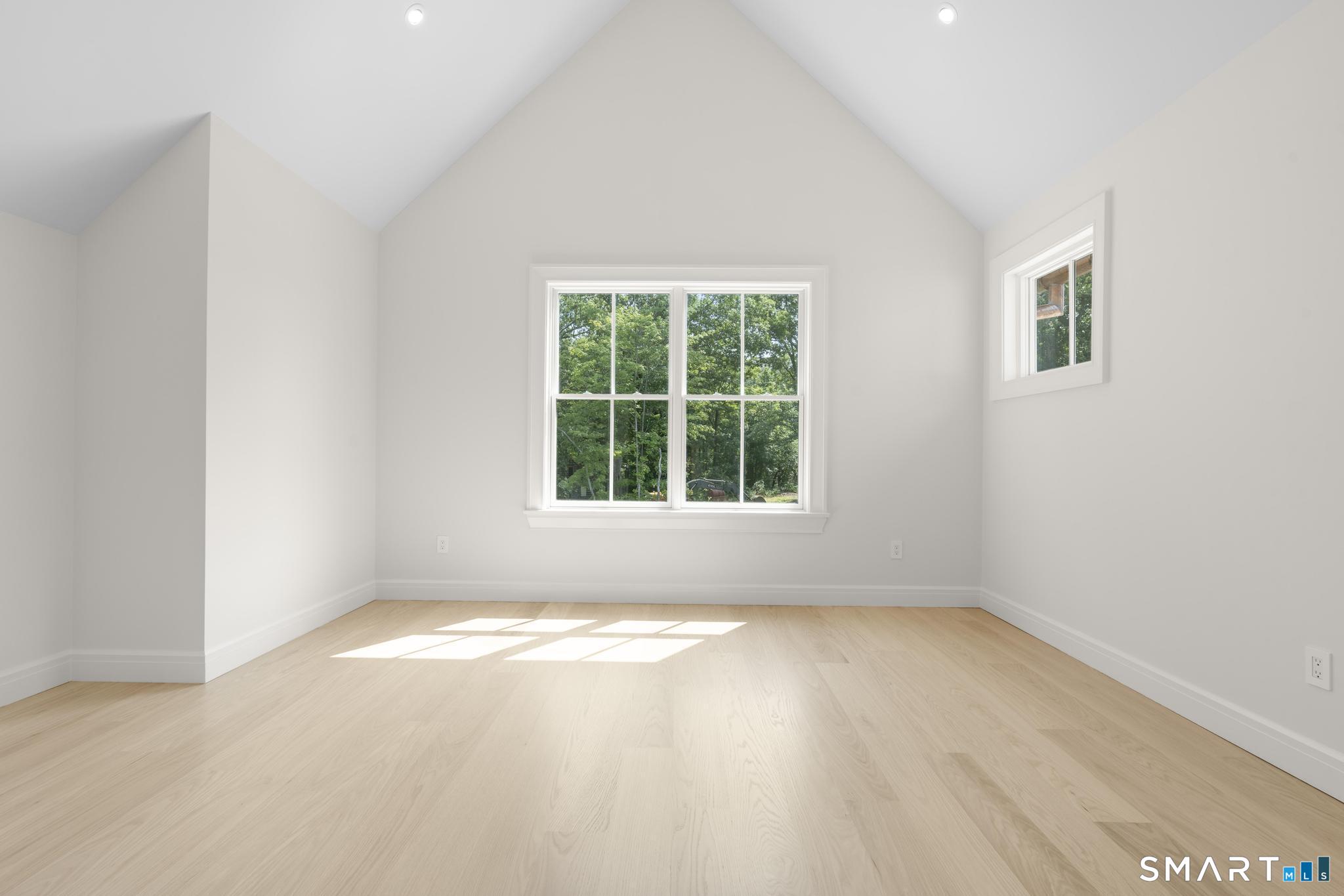 48 Old Farm Road Property Photo 18