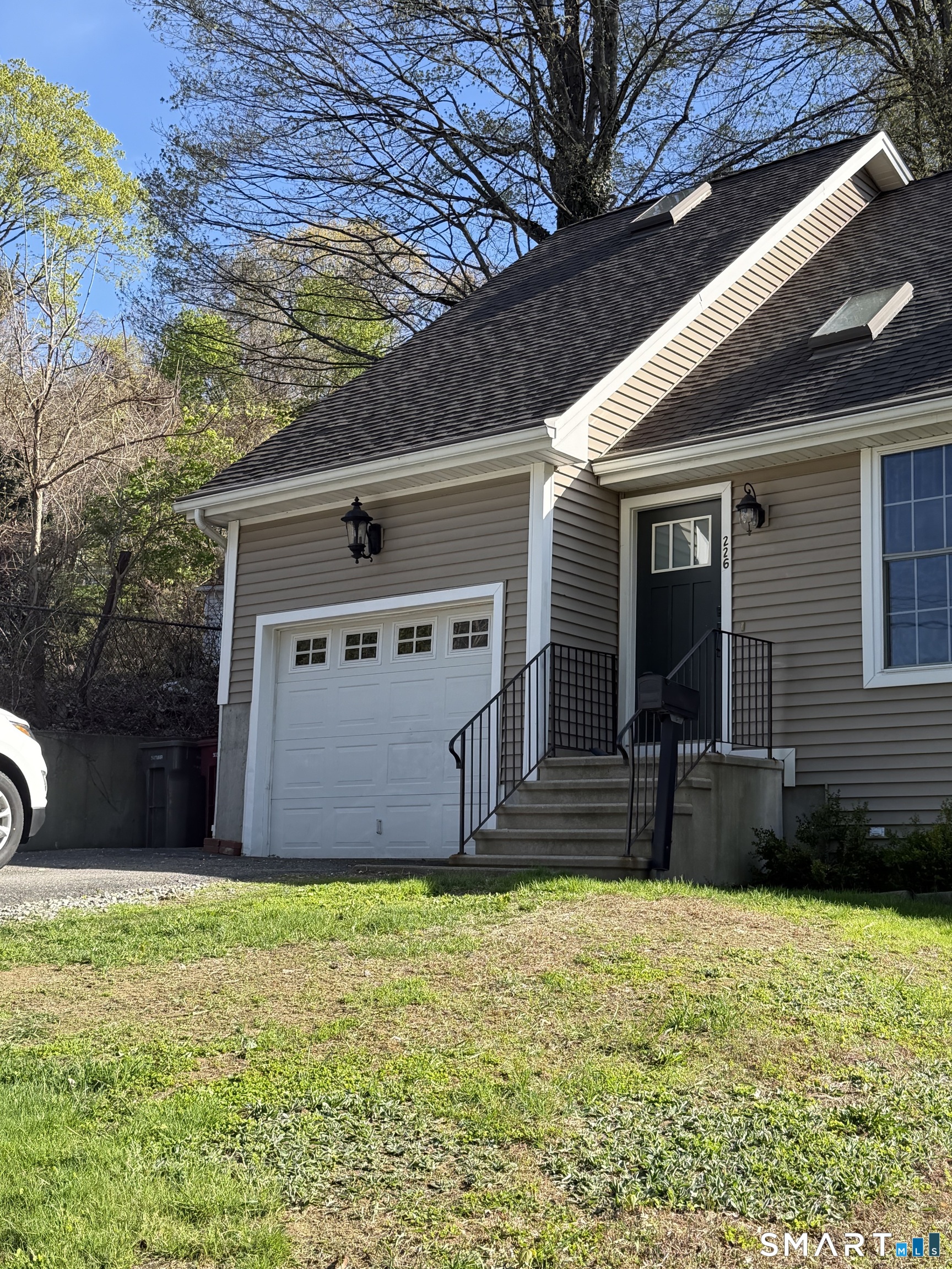 226 Scott Street Property Photo 1