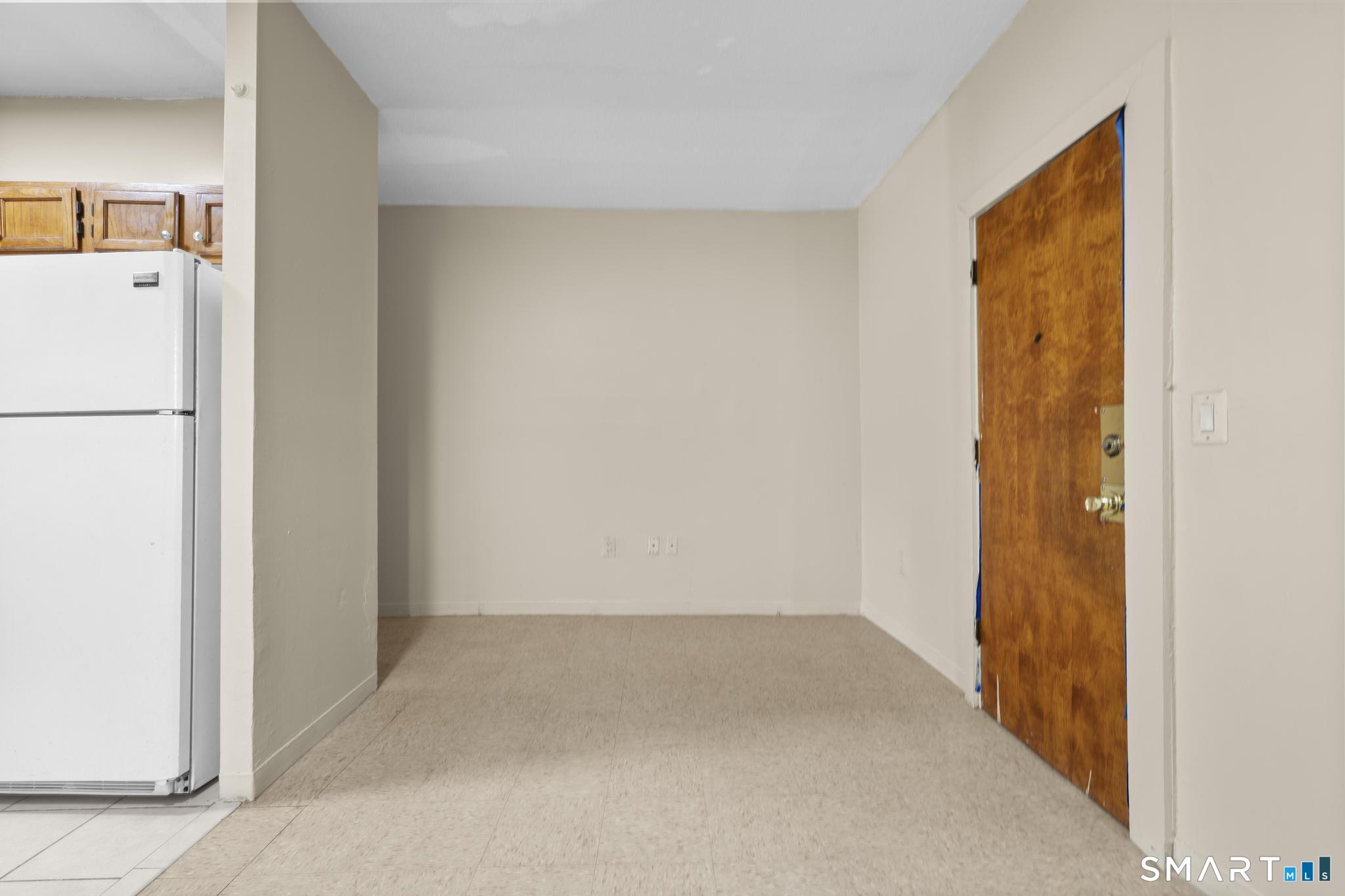 28 Lawrence 6 Street Property Photo 6