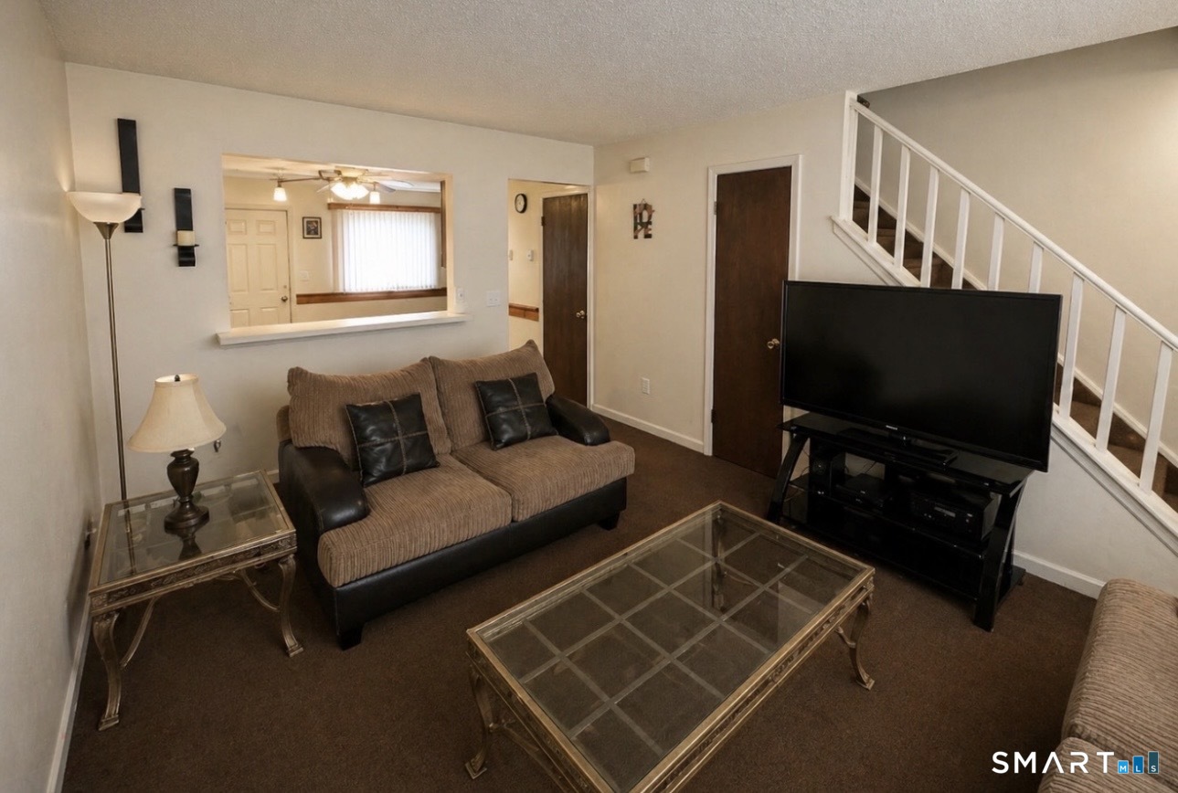 975 Meriden 91 Road Property Photo 4