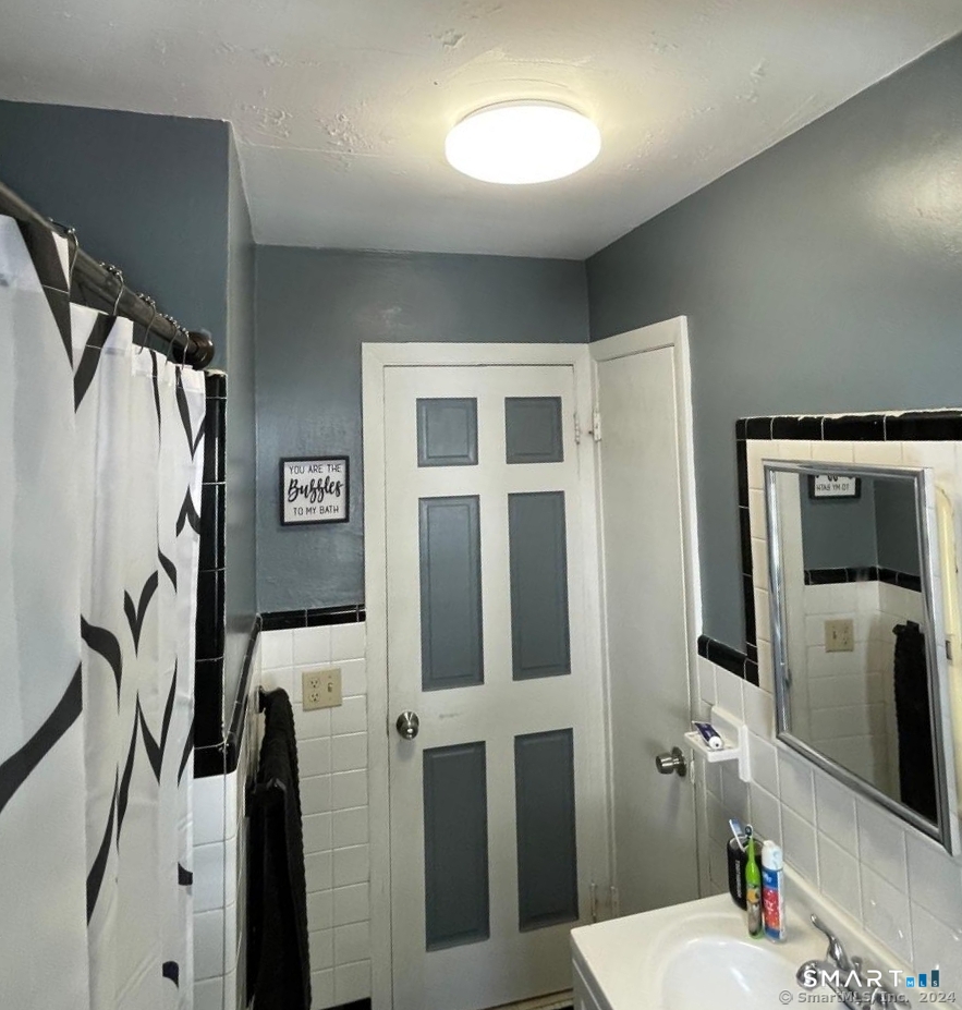 24171227 Property Photo 13