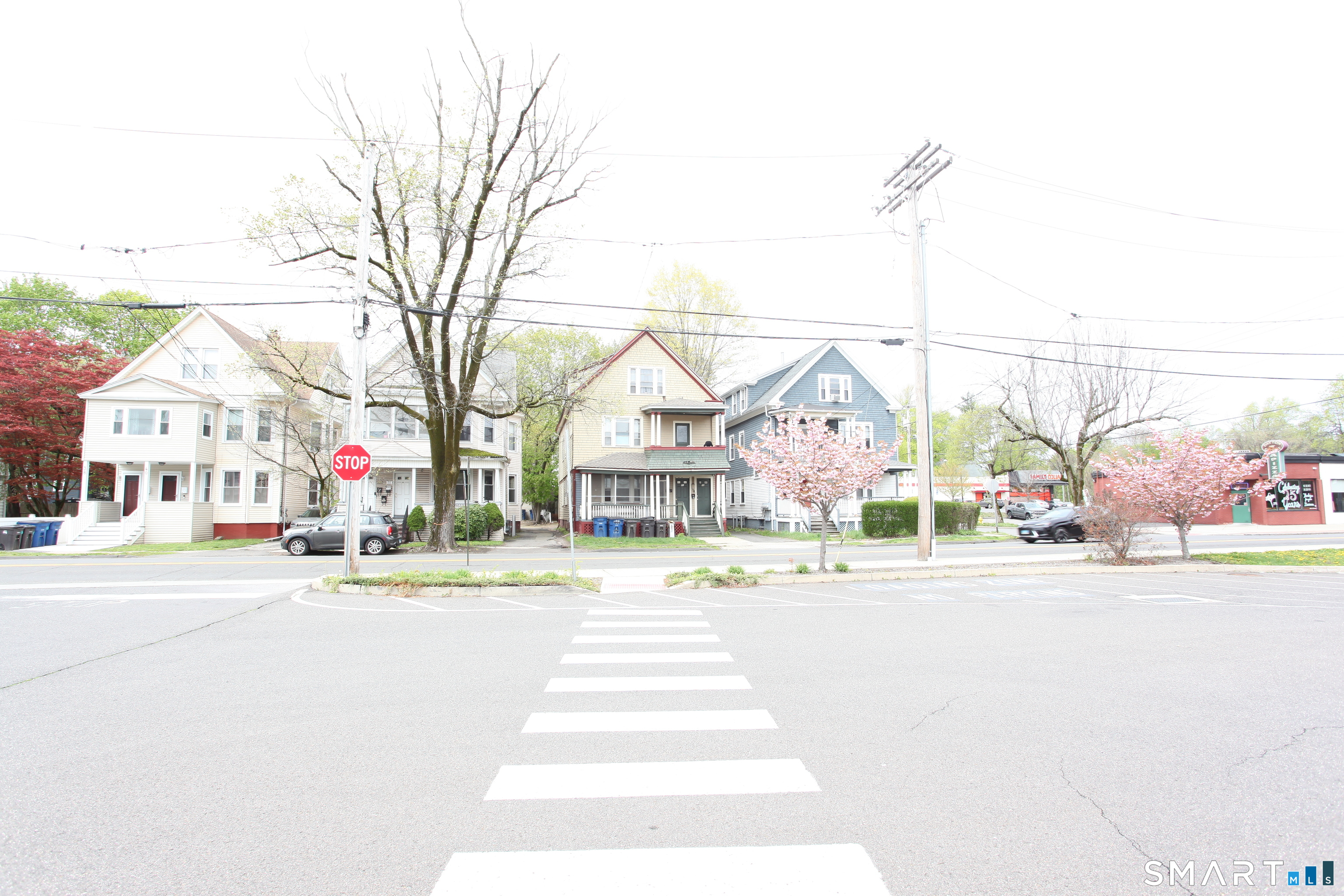24171537 Property Photo 11
