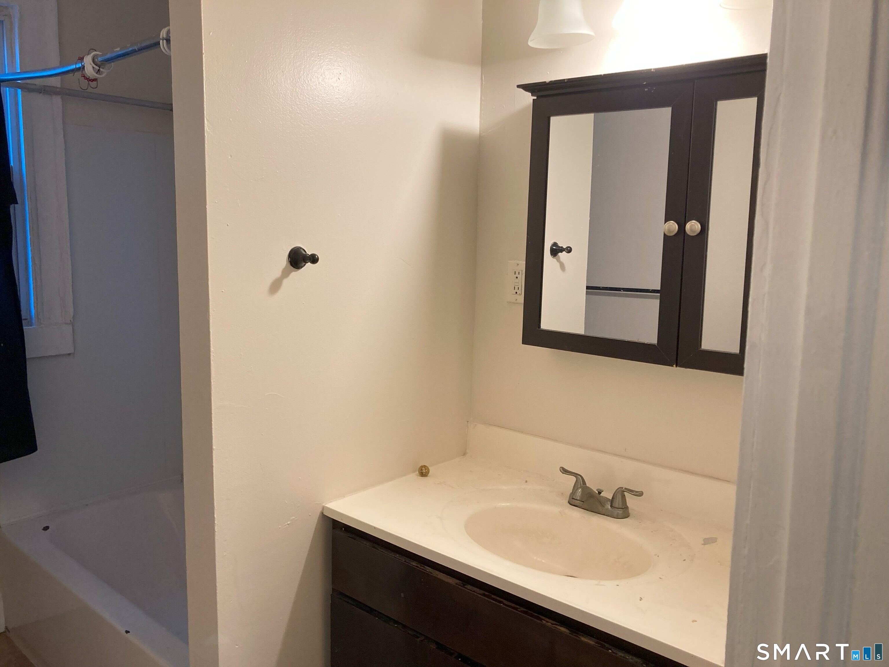24171537 Property Photo 13