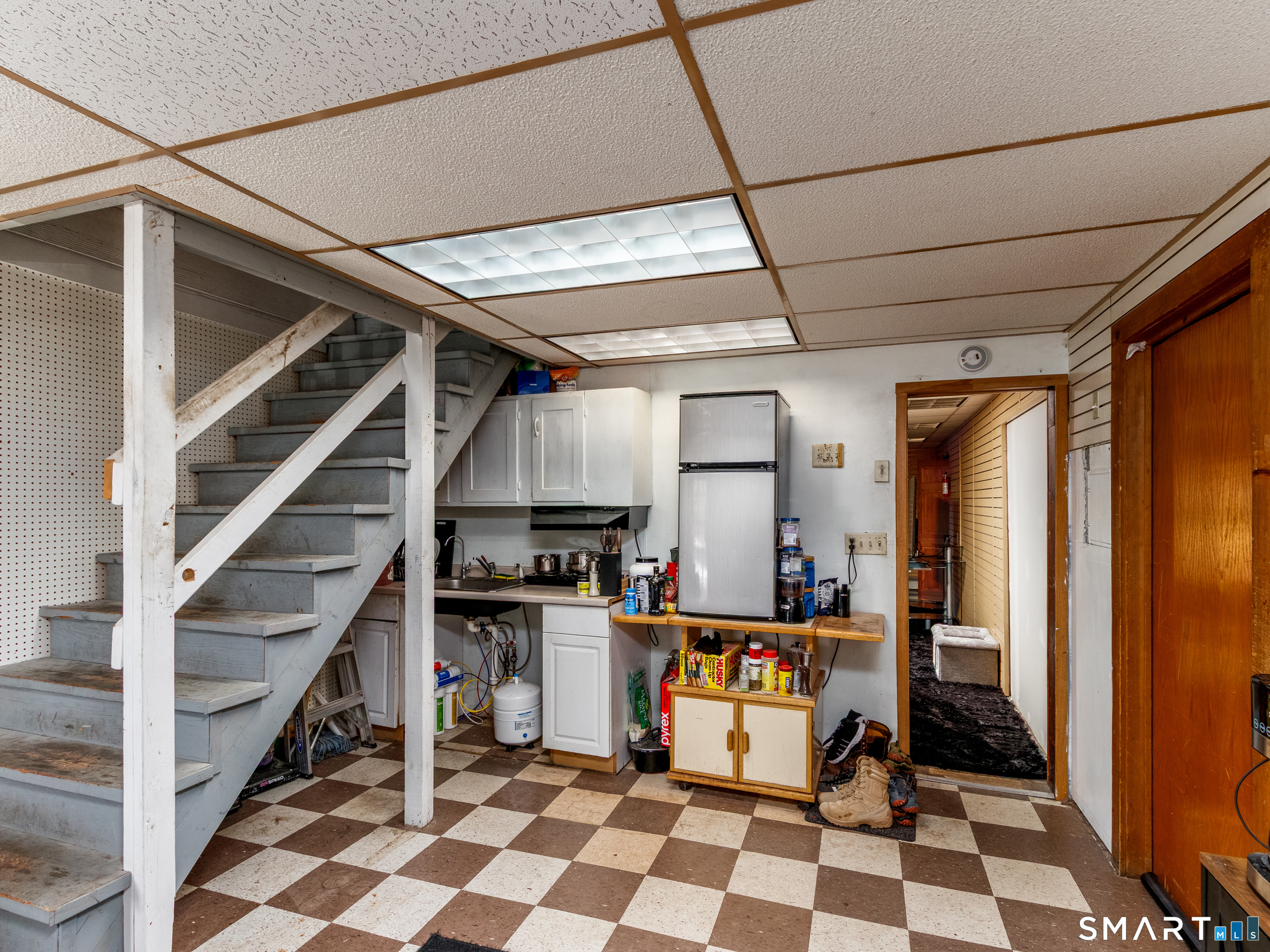 305 South Street Property Photo 24