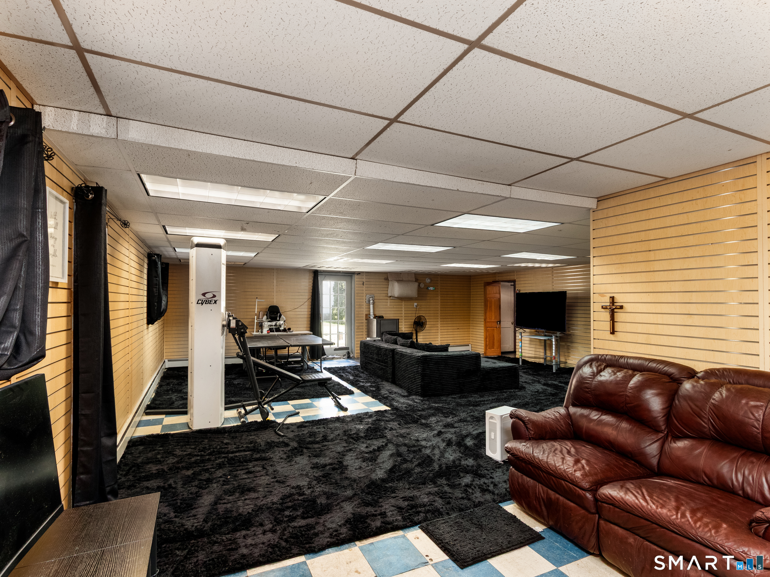 305 South Street Property Photo 27