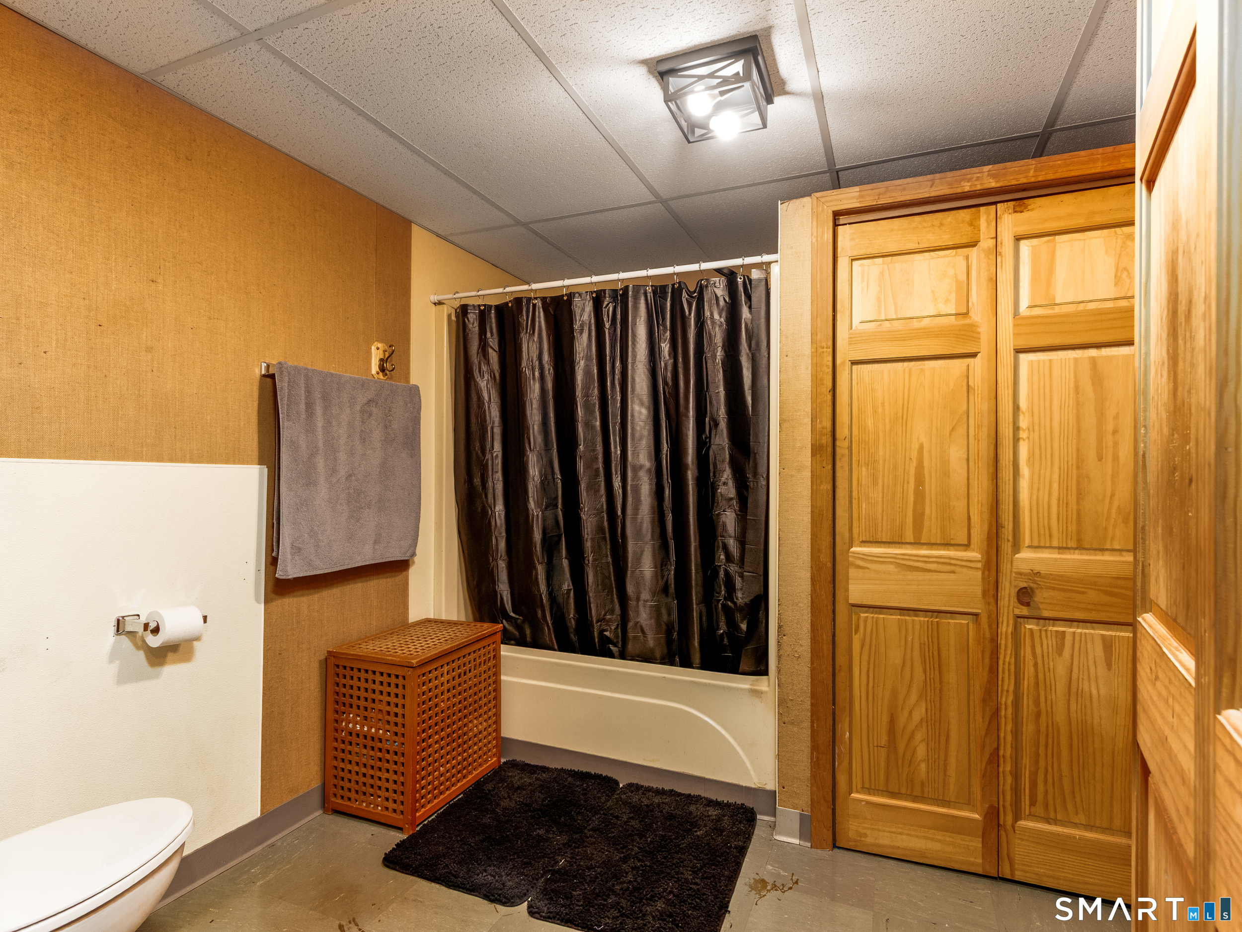 305 South Street Property Photo 31