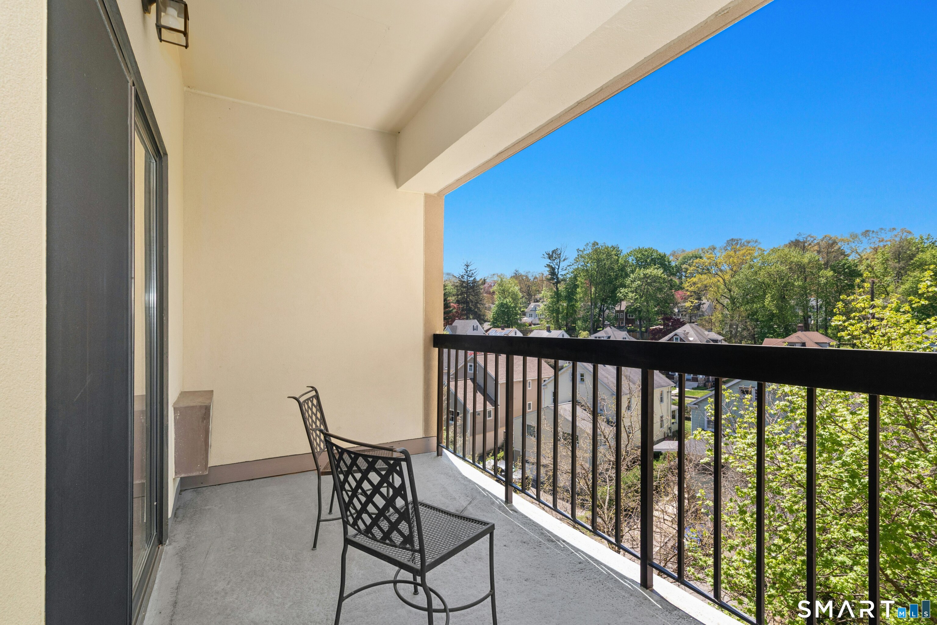 970 Hope 3d Street Property Photo 15