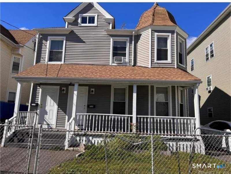 715 Noble Avenue Property Photo 1