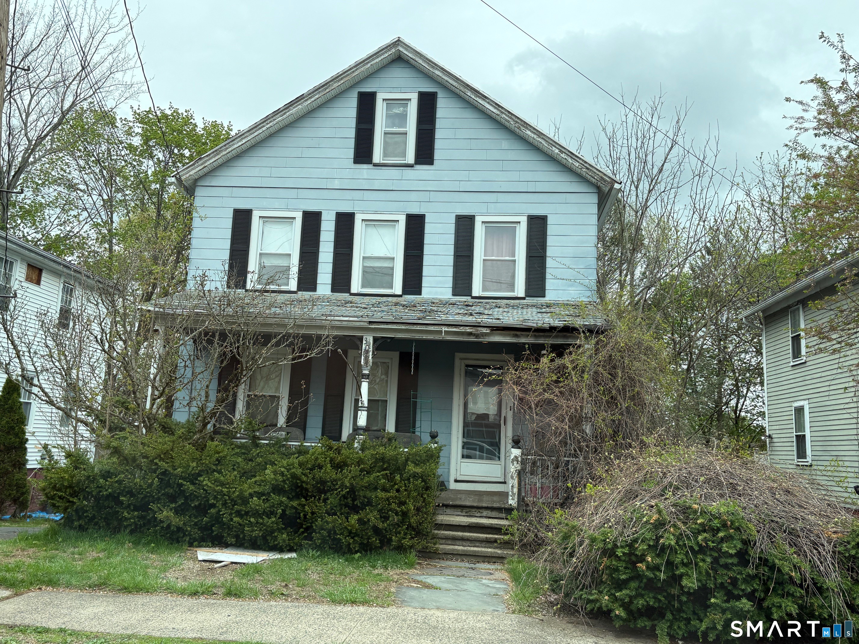 304 Maple Street Property Photo 1