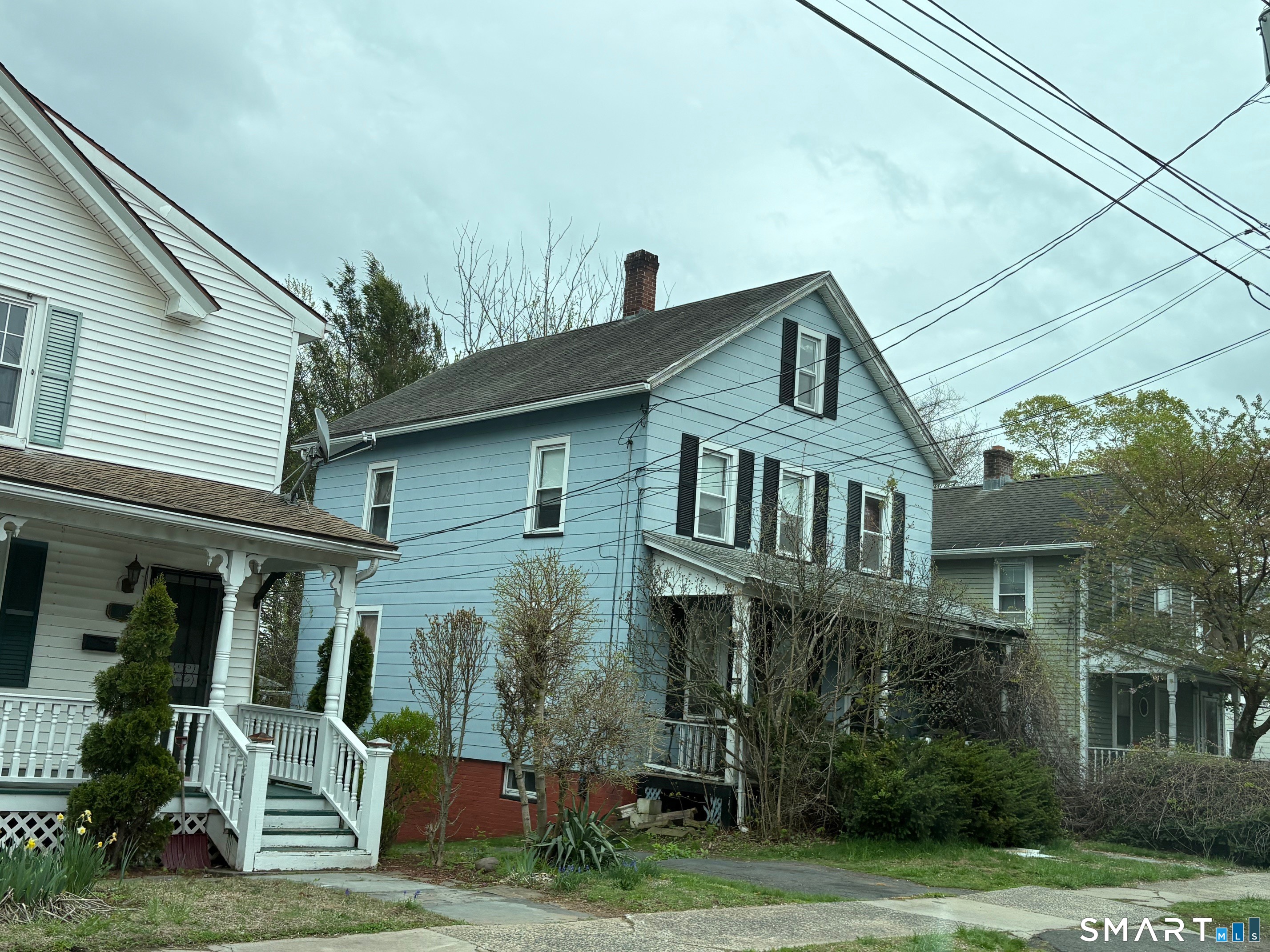 304 Maple Street Property Photo 2