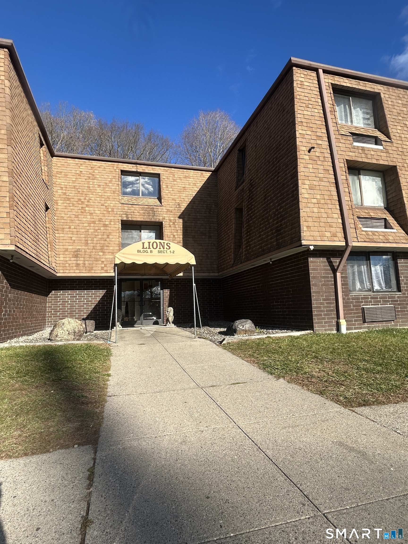 126 Triangle B13 Street Property Photo 1