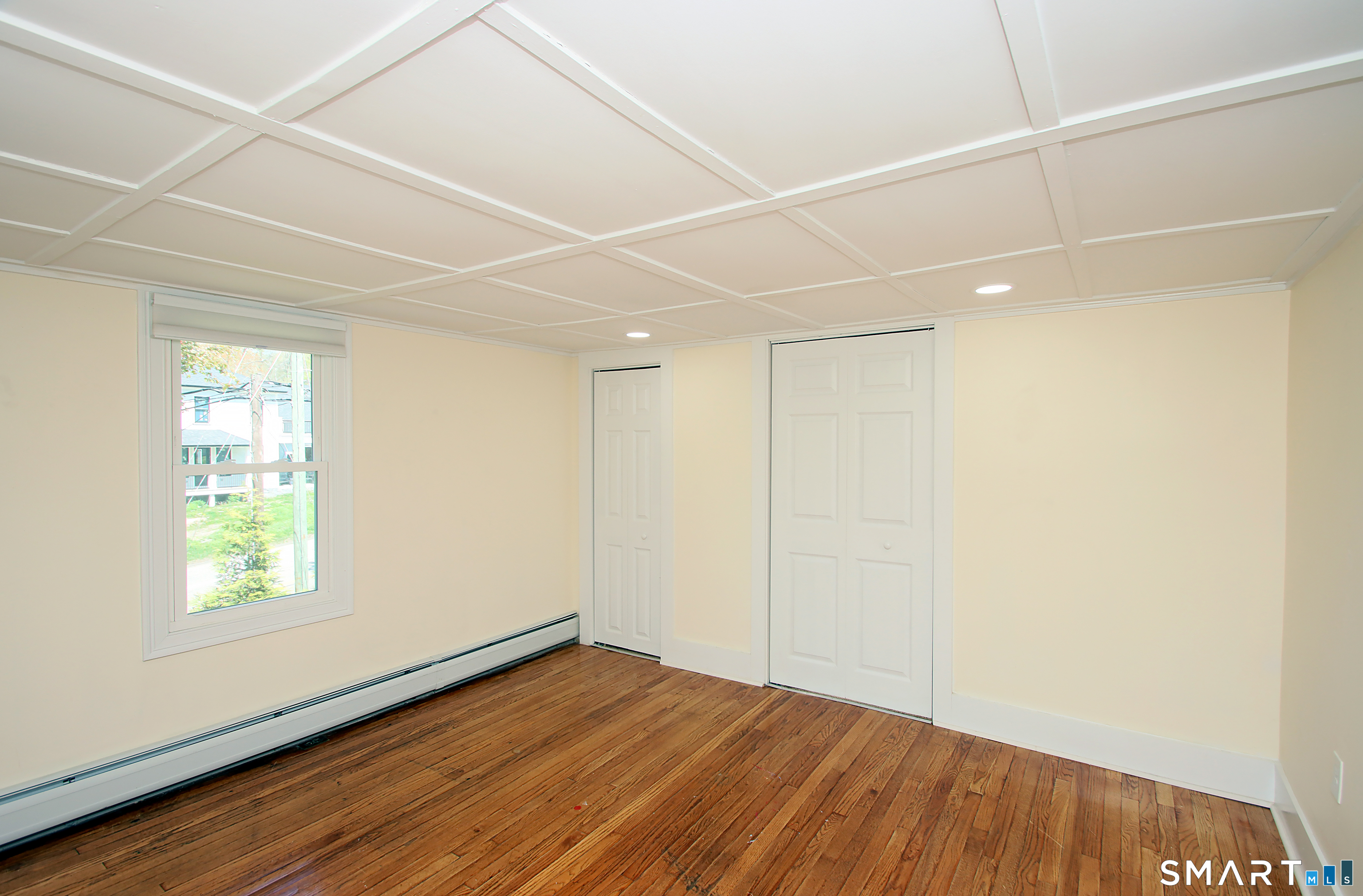 452 Essex Road Property Photo 23