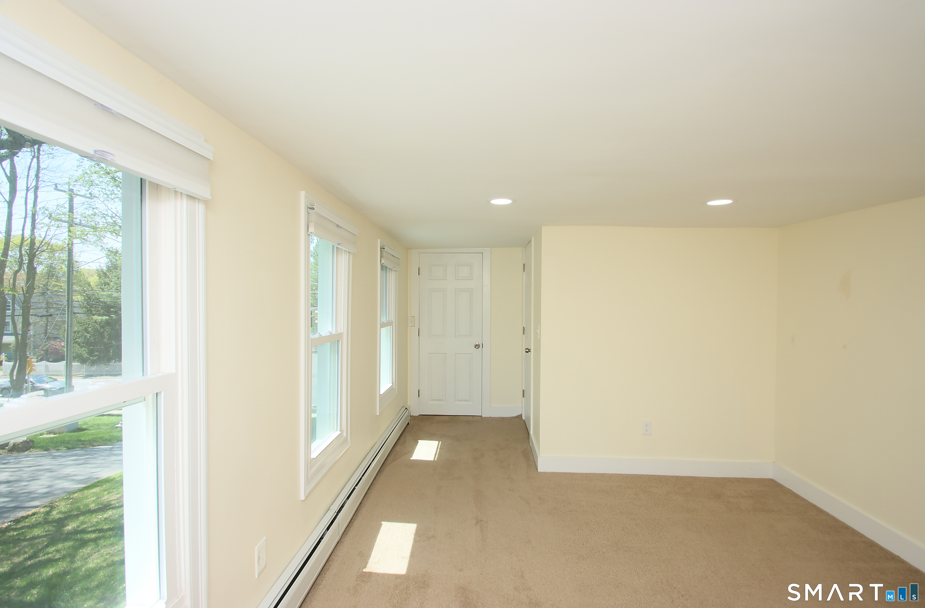 452 Essex Road Property Photo 29