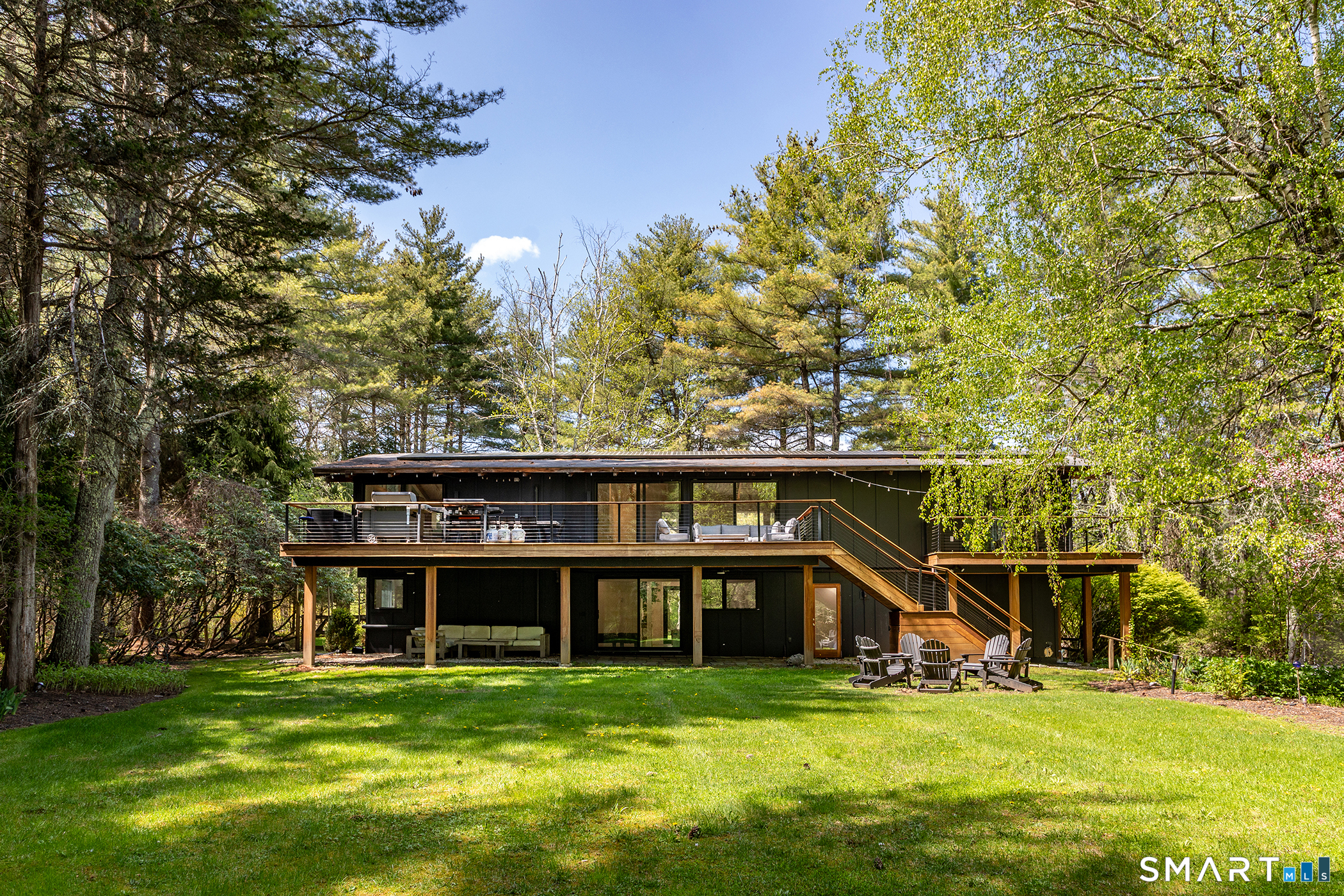 94 Washinee Heights Road Property Photo 1