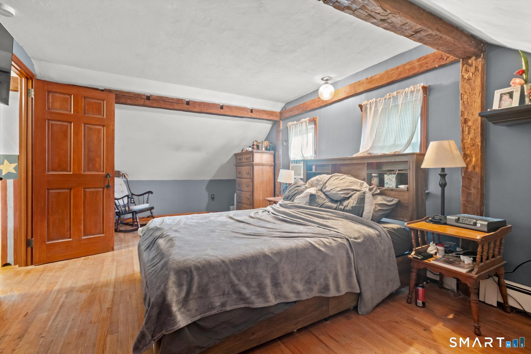 527 Lake Street Property Photo 14