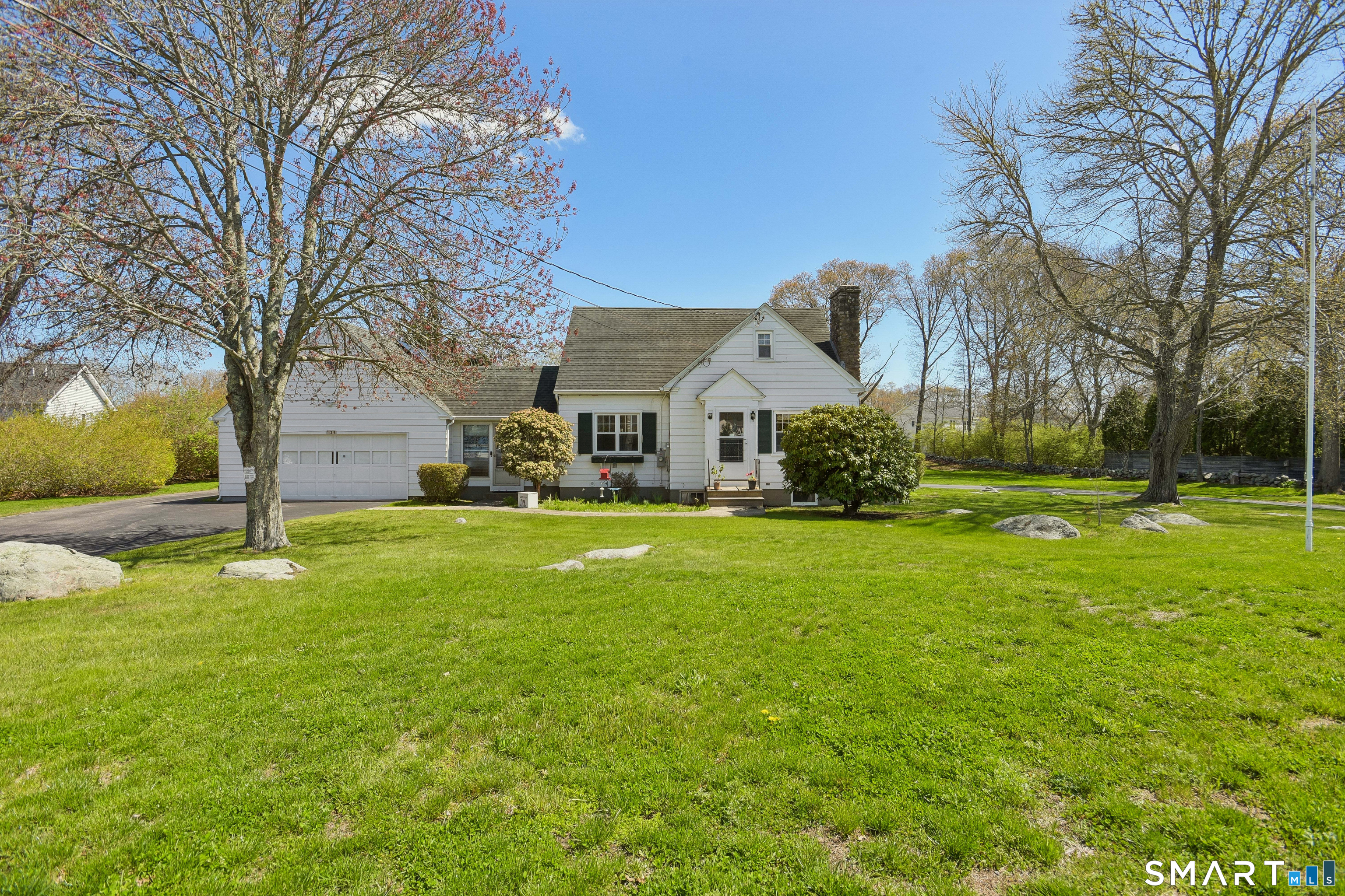 138 Broad South Street Property Photo 1