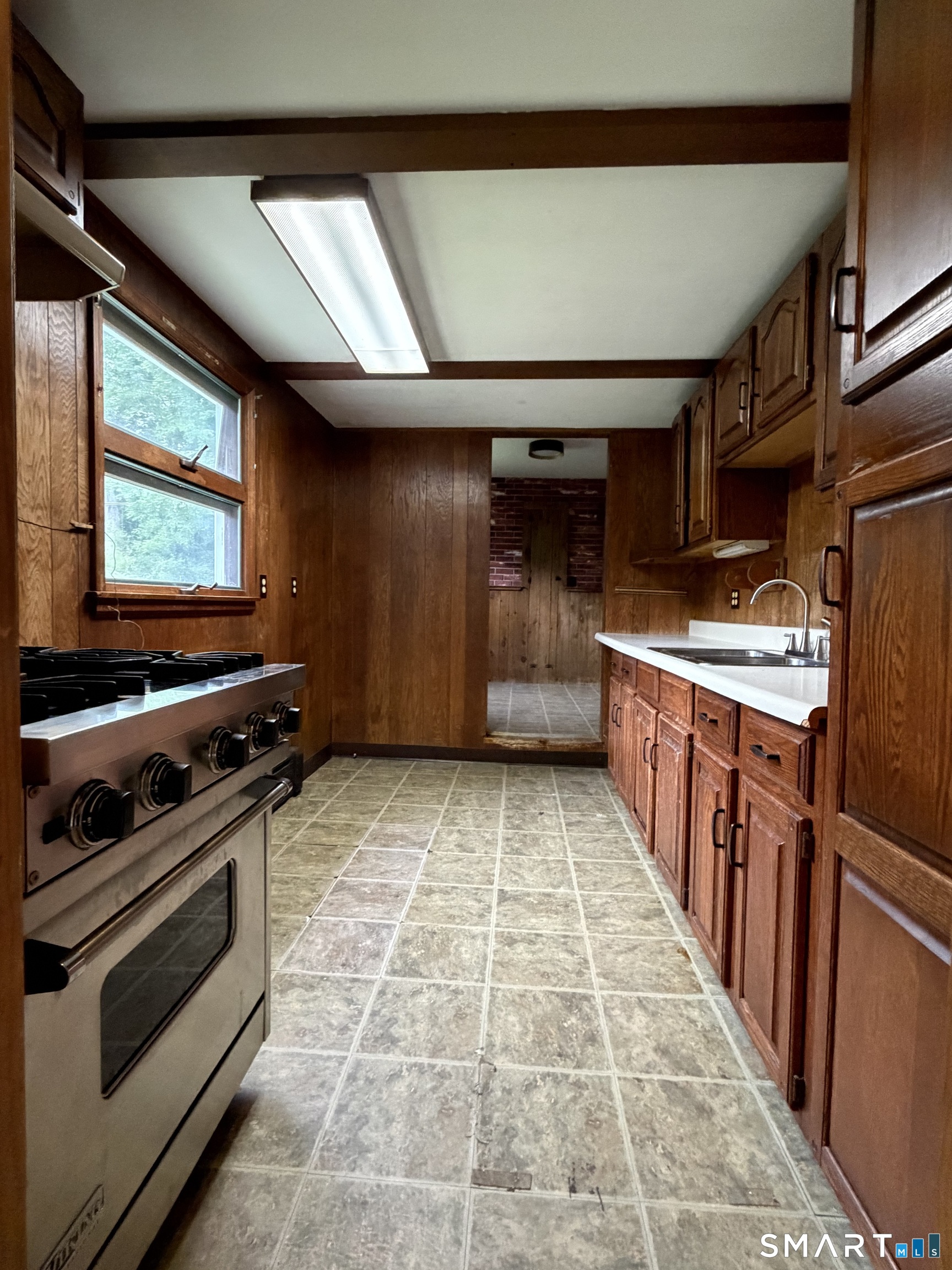 287 Main West Street Property Photo 11