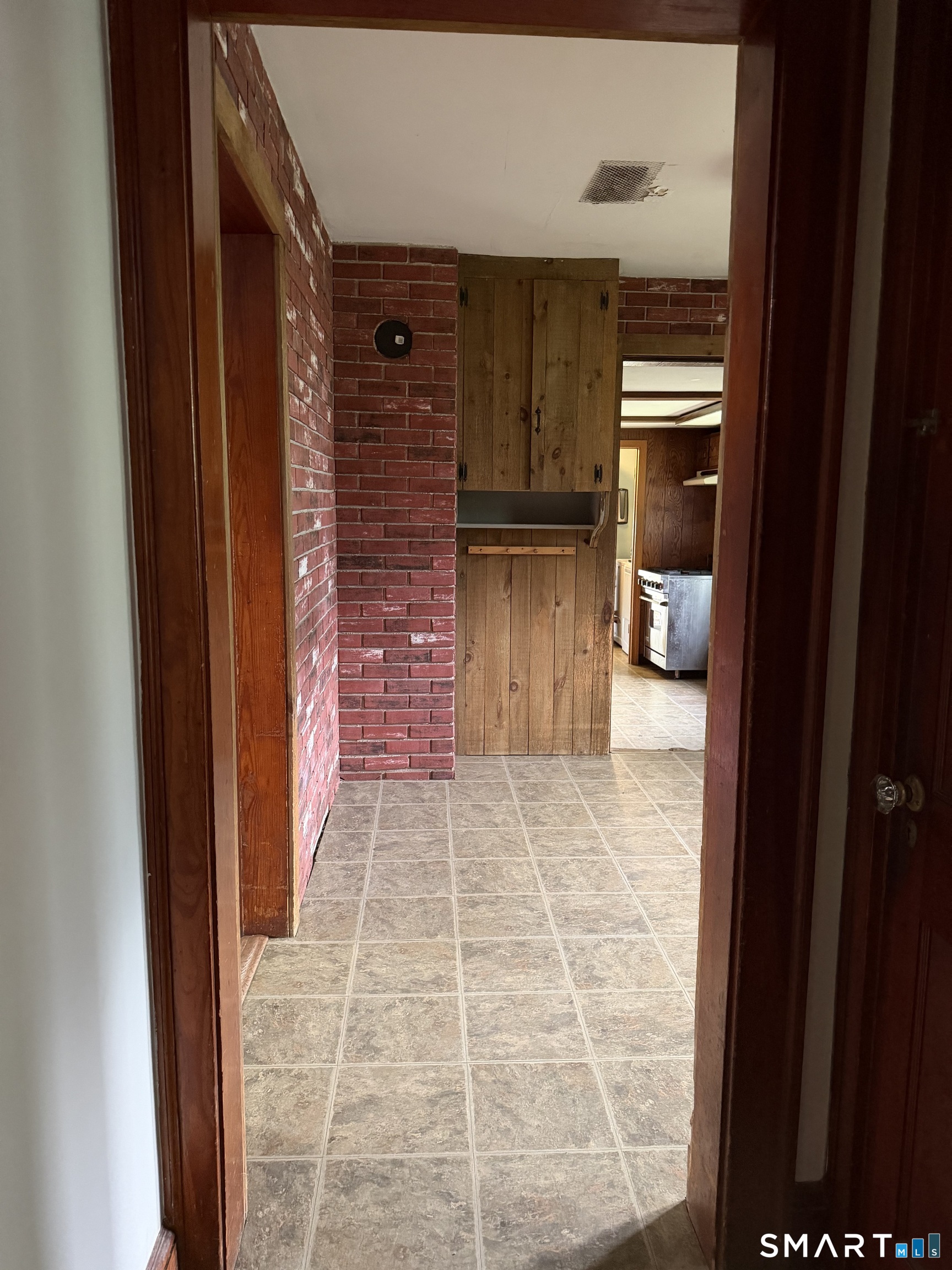 287 Main West Street Property Photo 19