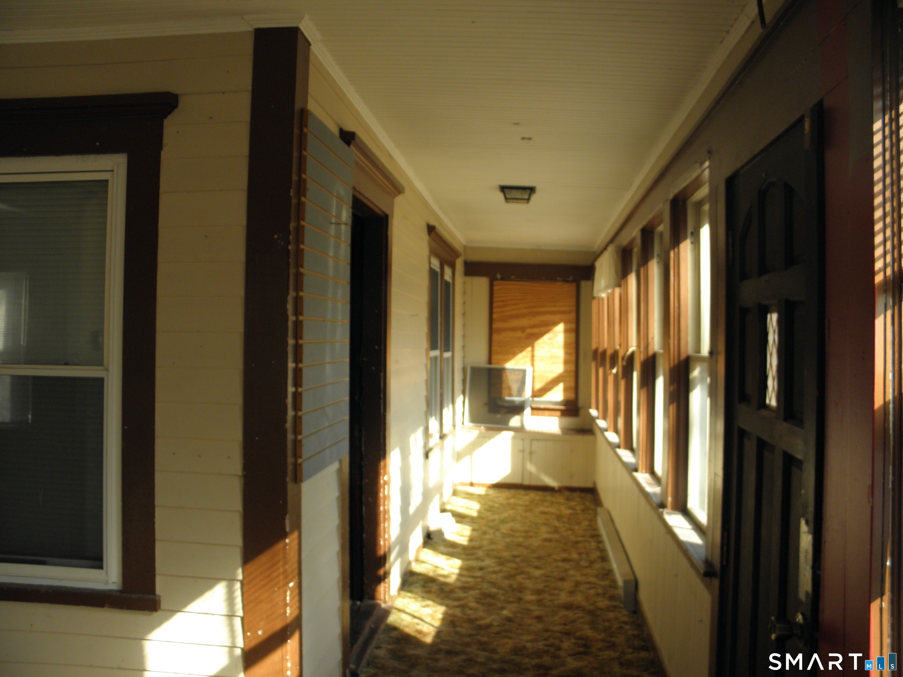 85 Wauregan Road Property Photo 5