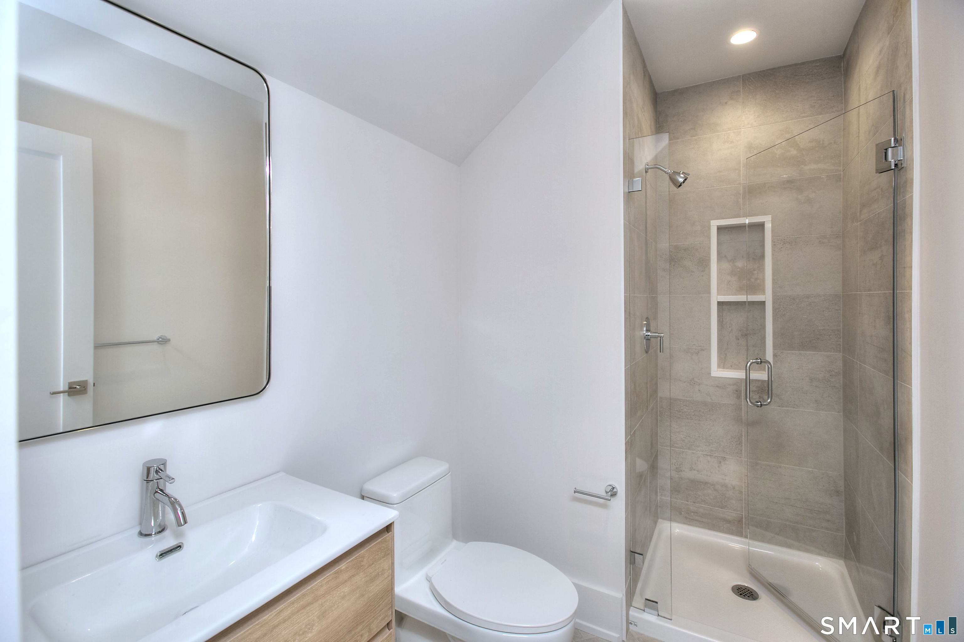 8 Pleasant Valley Lane Property Photo 35