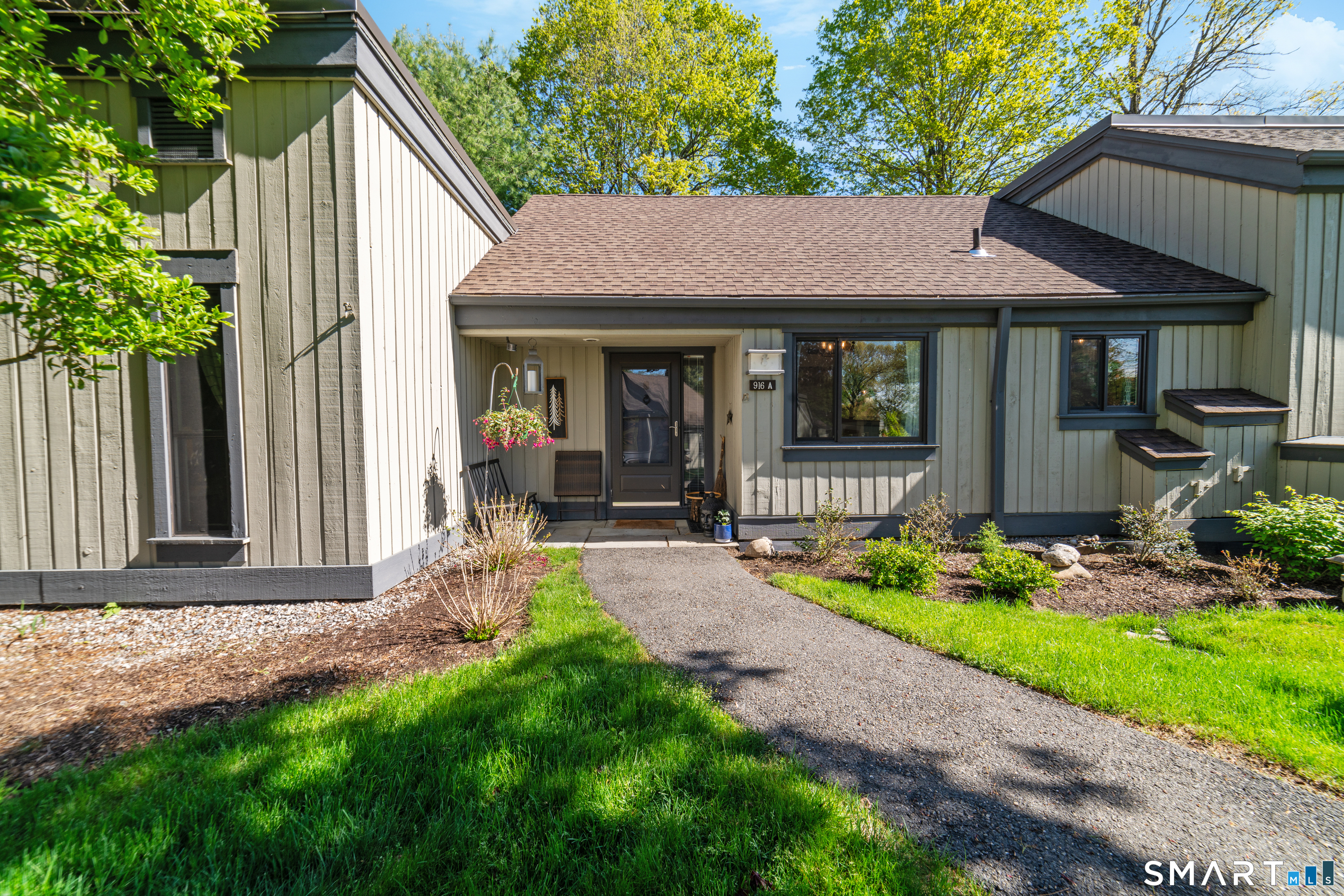 916 Heritage A Village Property Photo 34