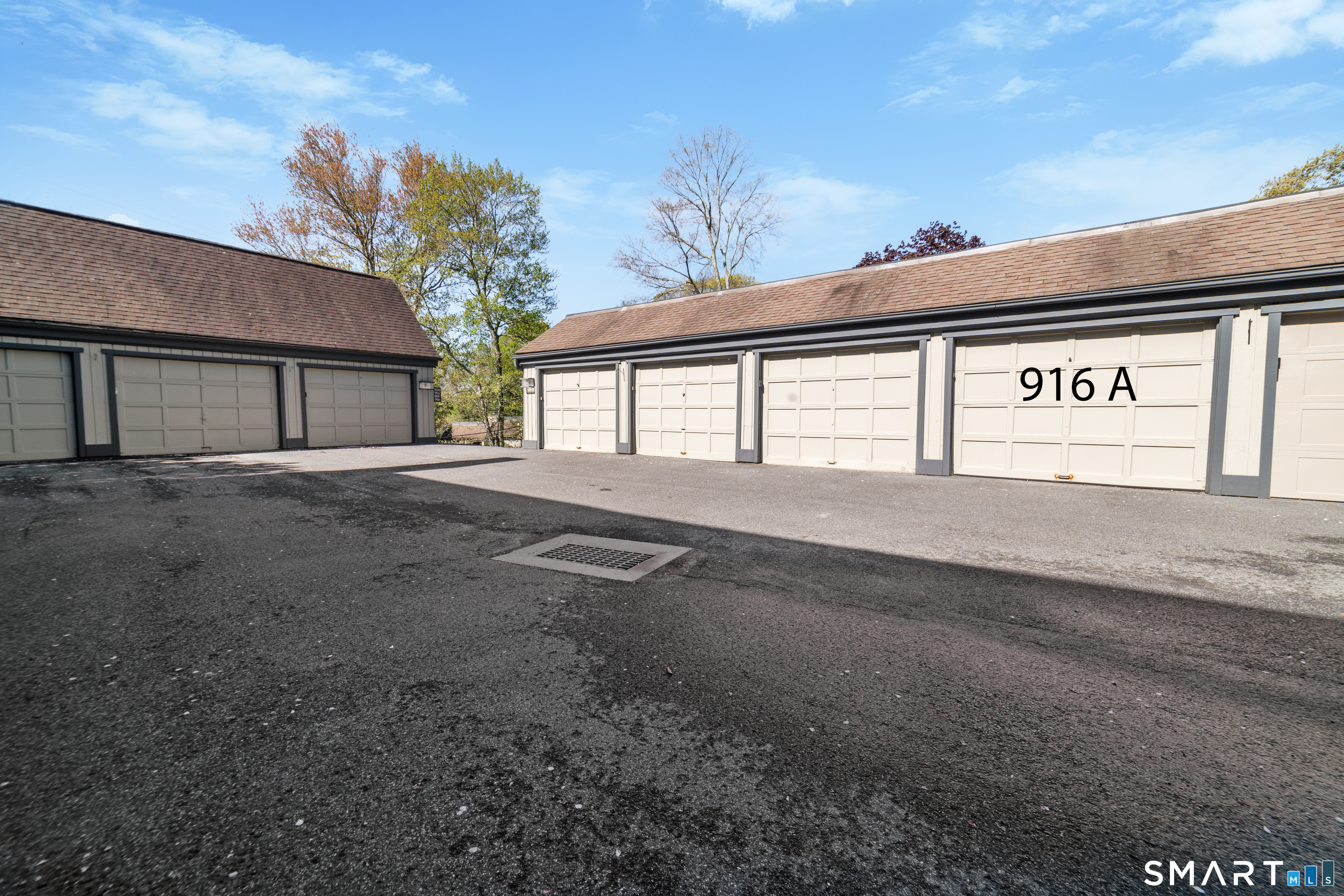 916 Heritage A Village Property Photo 36