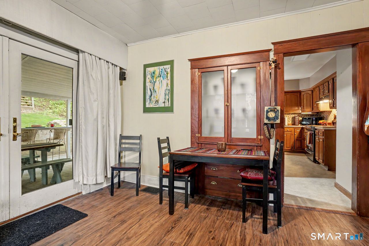 74 Maple Street Property Photo 16