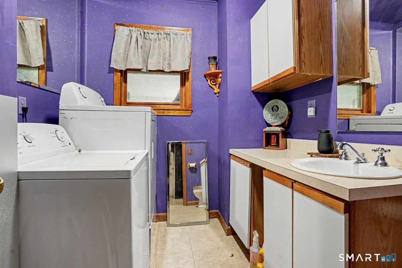 74 Maple Street Property Photo 18