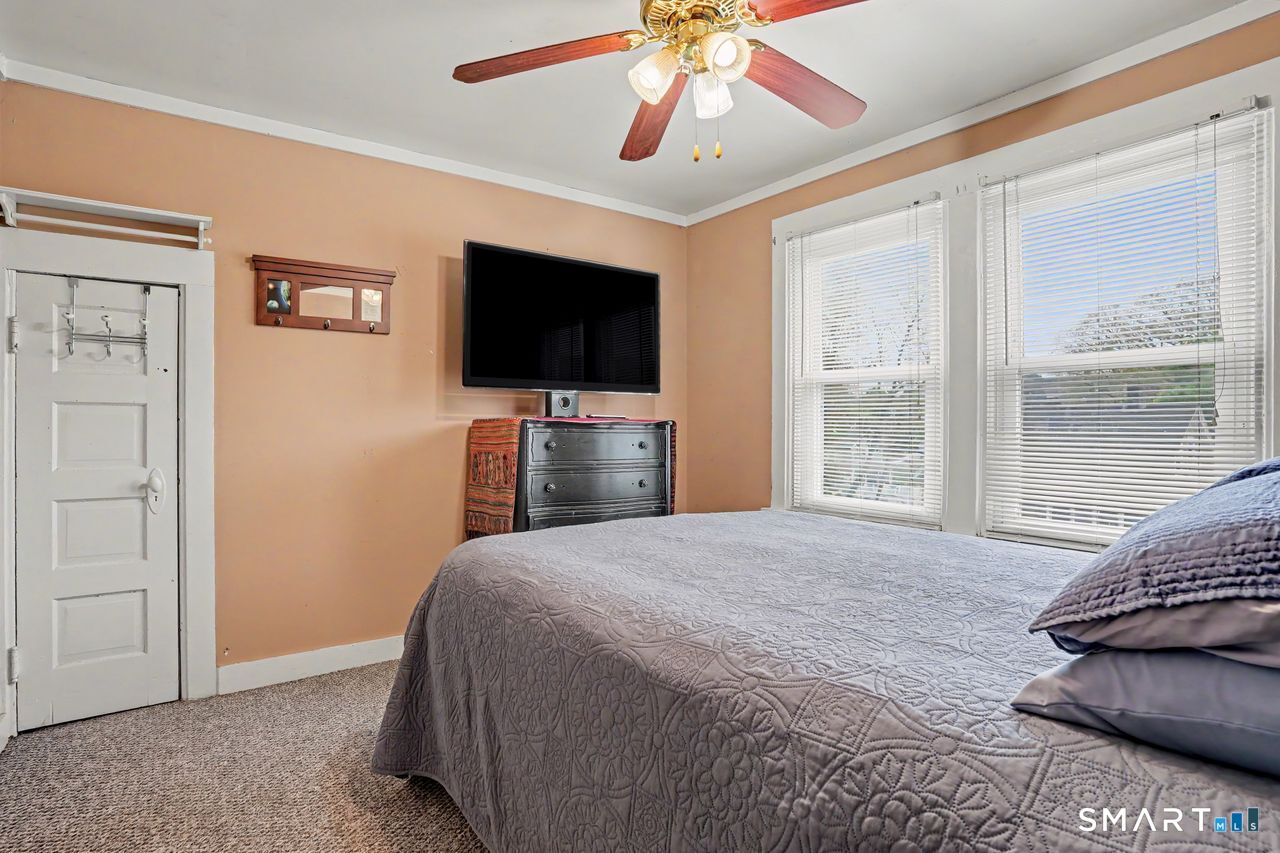 74 Maple Street Property Photo 21