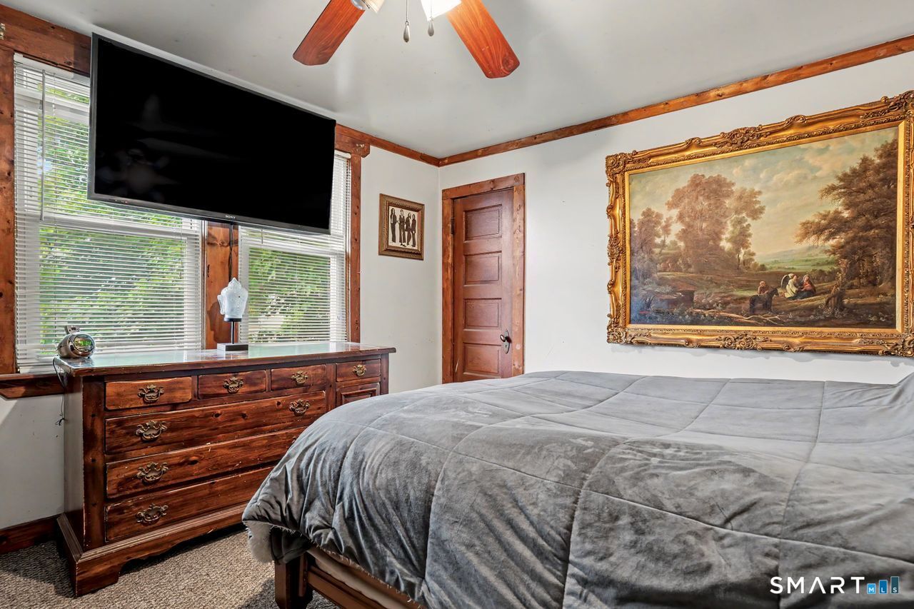 74 Maple Street Property Photo 24