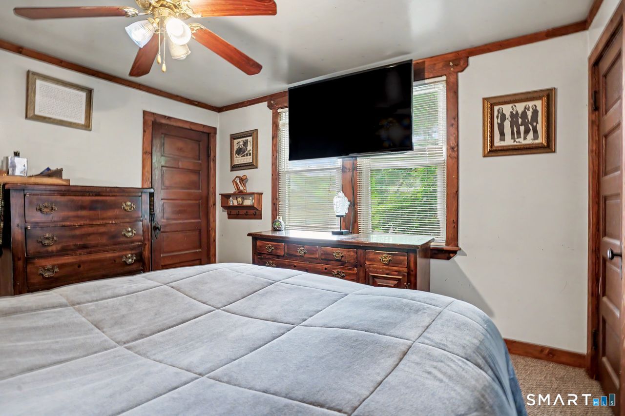 74 Maple Street Property Photo 26