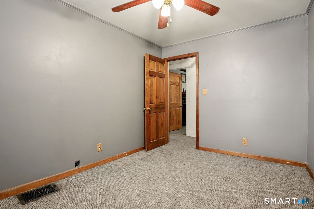 74 Maple Street Property Photo 30