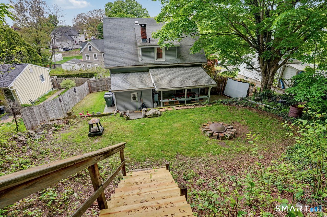 74 Maple Street Property Photo 39