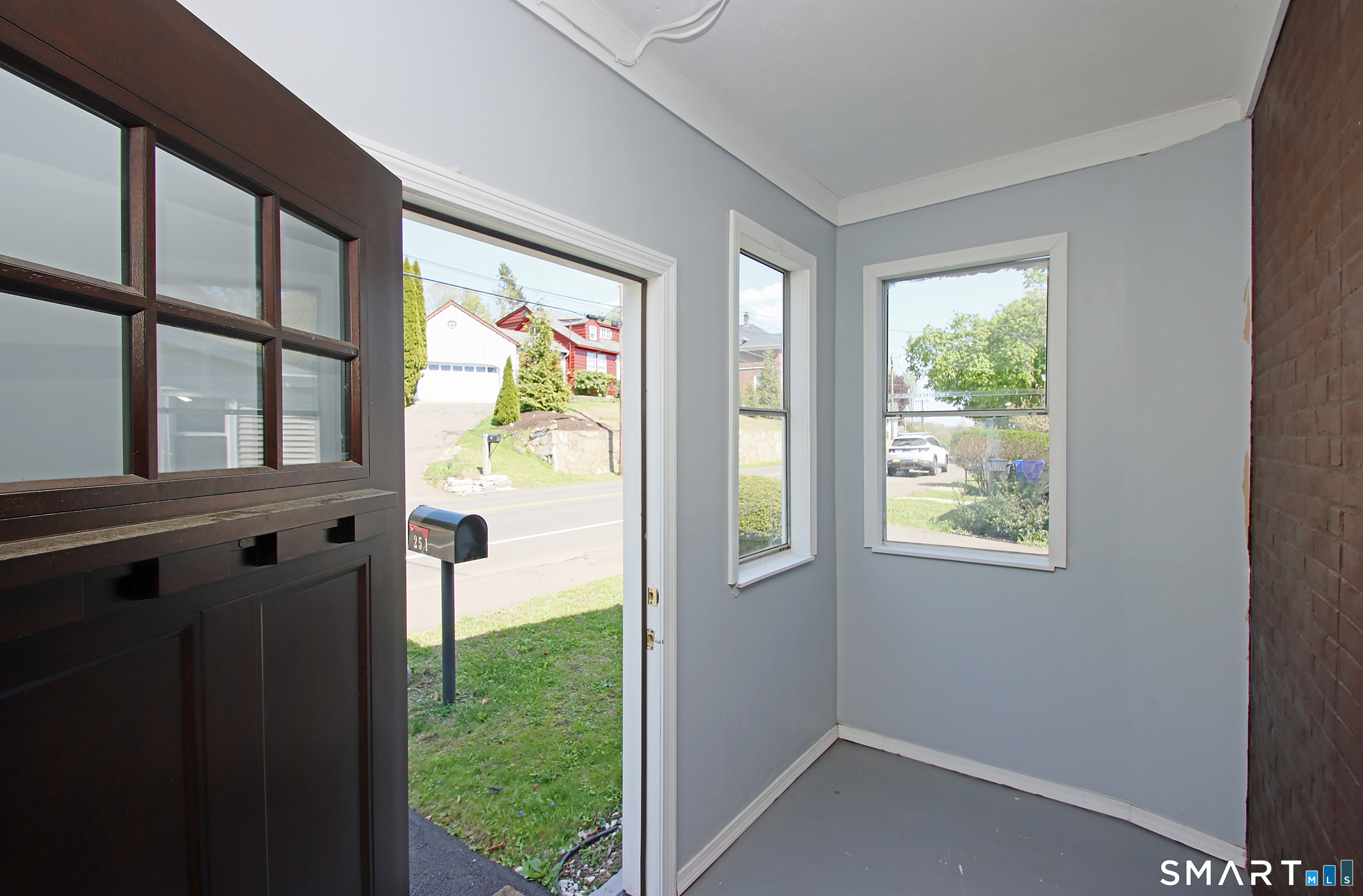 251 Riverside Street Property Photo 3